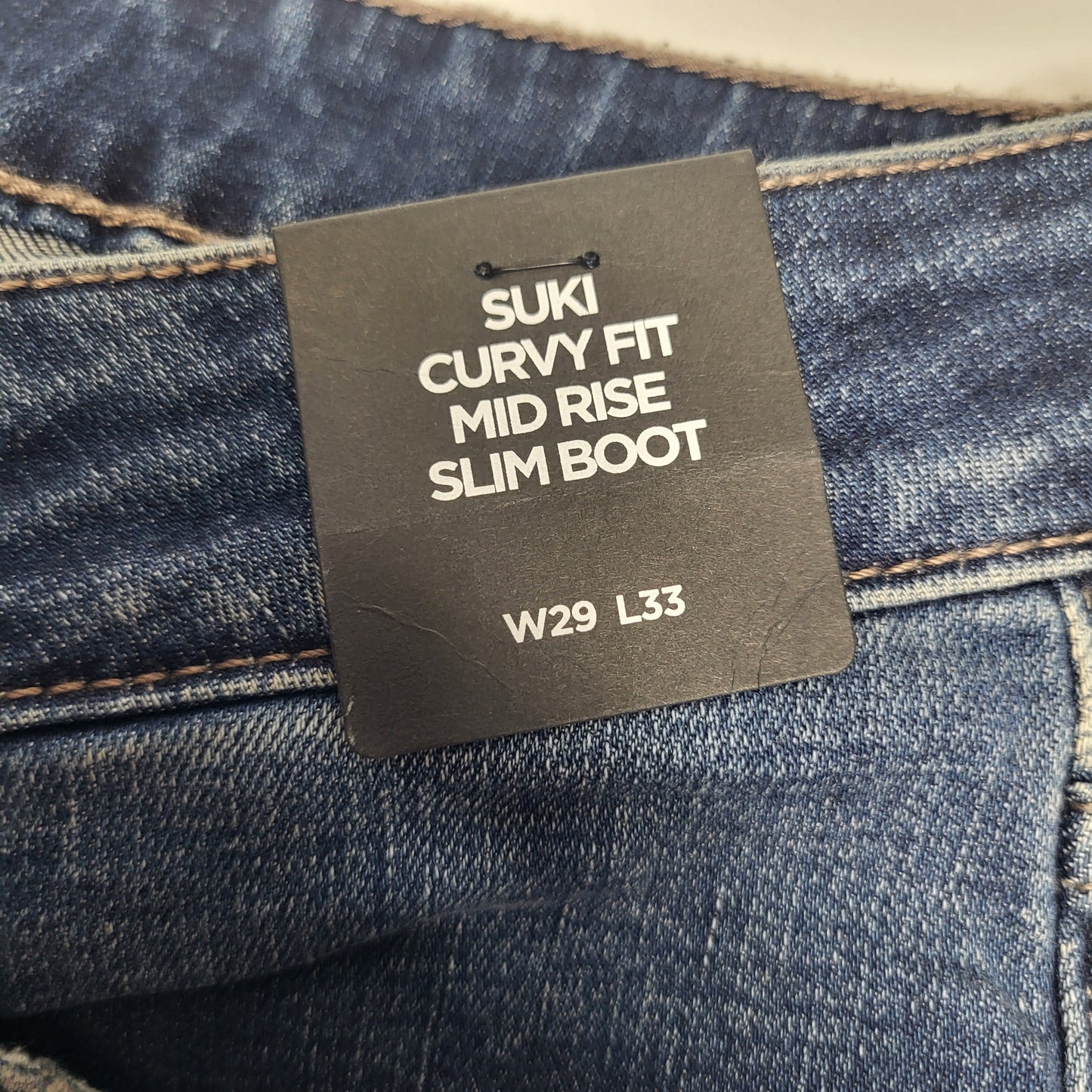 SILVER JEANS CO. Suki Curvy Fit Mid Rise Slim Boot Sz 29/33 Indigo L93616SDK424