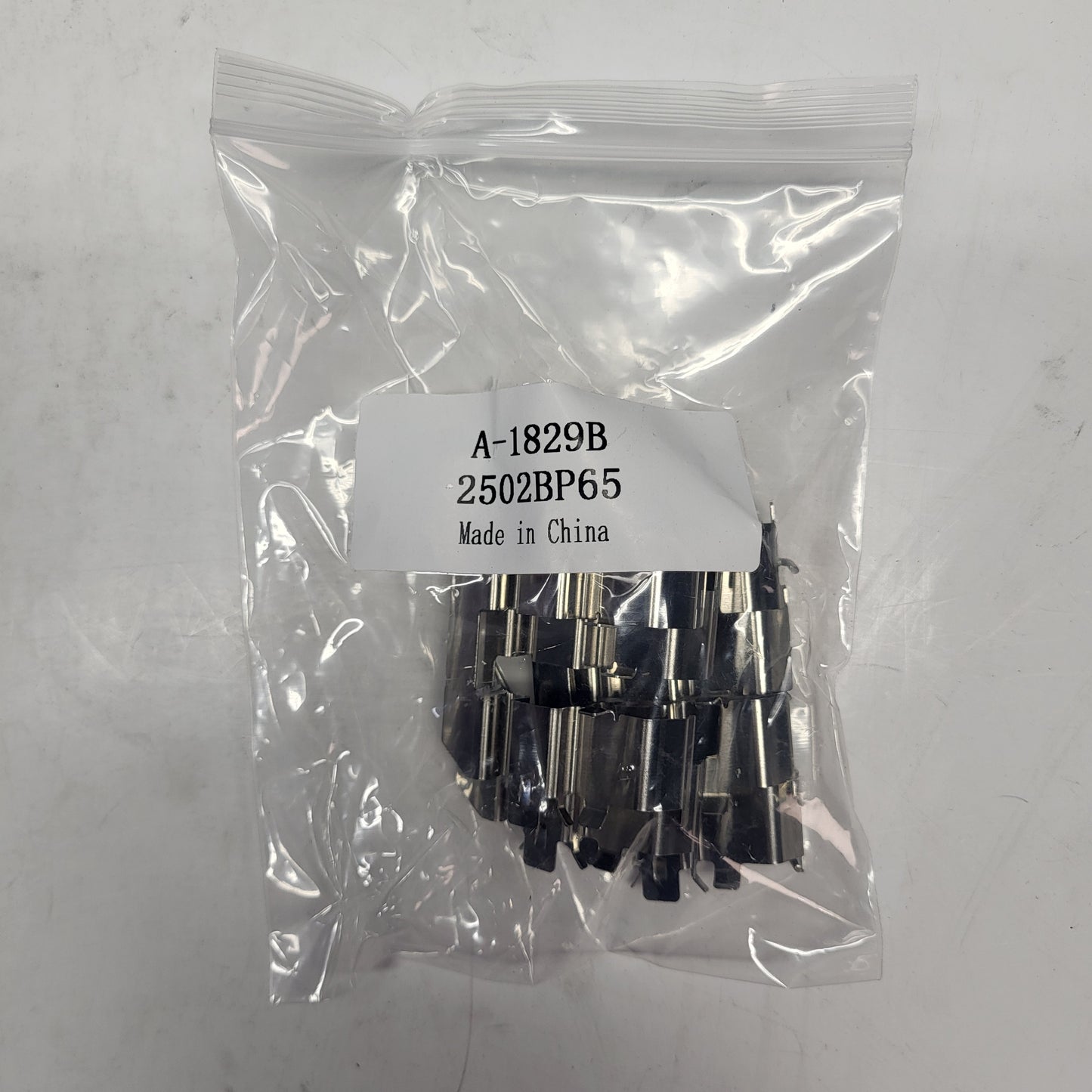 QUALITY-BUILT Ceramic Disc Brake Pad Set Black Rear 1003-2373C