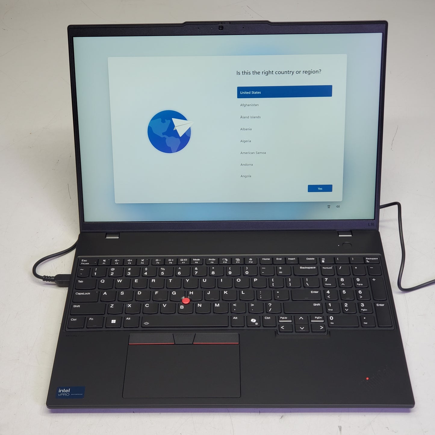 LENOVO ThinkPad L16 Gen 1 Ultra 5 135U 1.6GHz 16GB RAM 16" 256GB SSD Black Intel VPro Enterprise 21L4S9A300