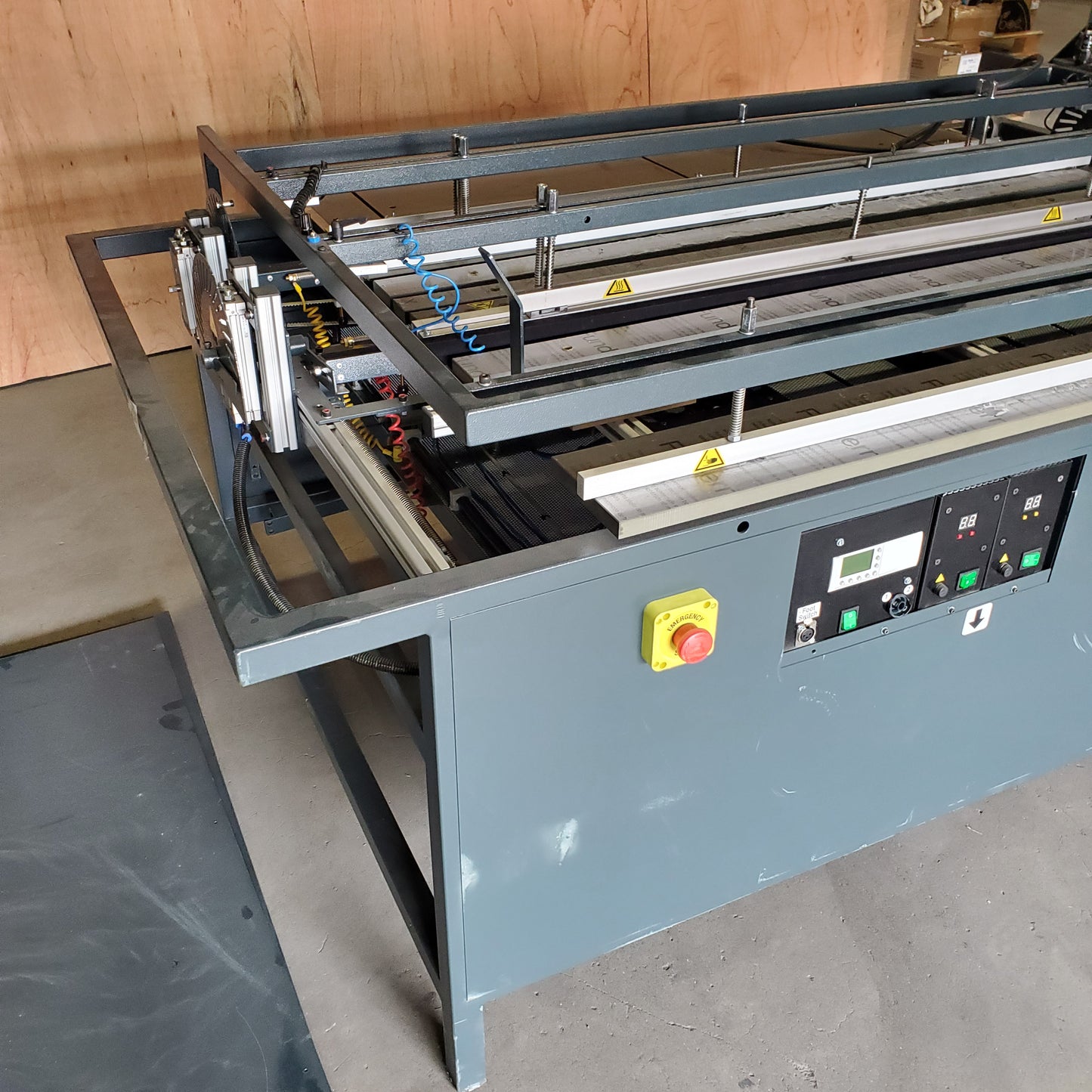 SHANNON Automatic Plastic Bending Machine ABM-D 135 (Damaged)