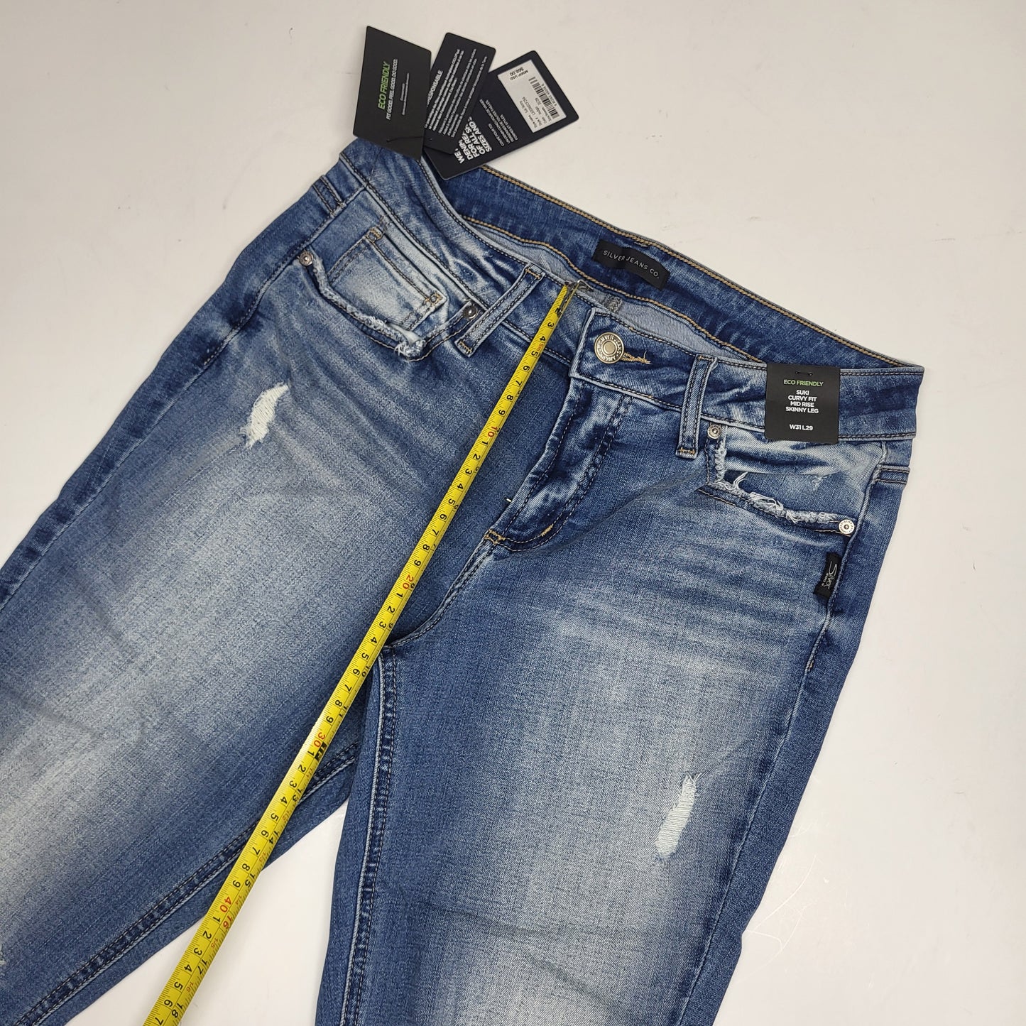 SILVER JEANS CO. Suki Curvy Fit Skinny Leg Eco Friendly Sz 31/29 Light Indigo