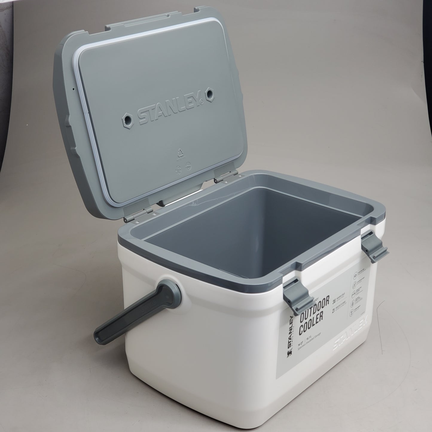 STANLEY Heavy Duty Outdoor Camping Cooler W/ Easy Carry Handle 18 QT Polar 10-01623-067