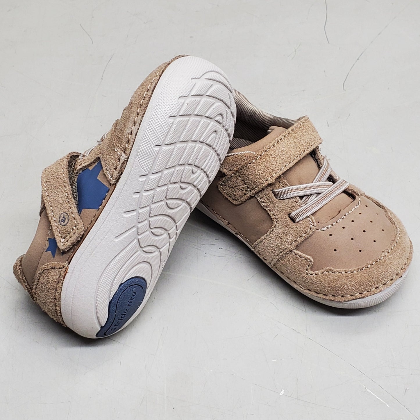 STRIDE RITE SM Waverly Sneaker Shoes Toddler SZ 4.5W Walnut BB038403