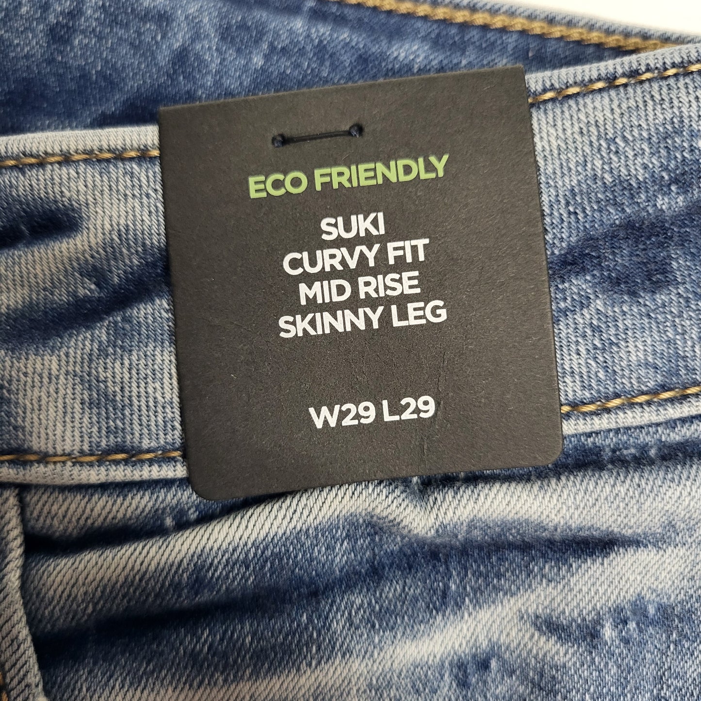 SILVER JEANS CO. Suki Curvy Fit Skinny Leg Eco Friendly Sz 29/29 Light Indigo