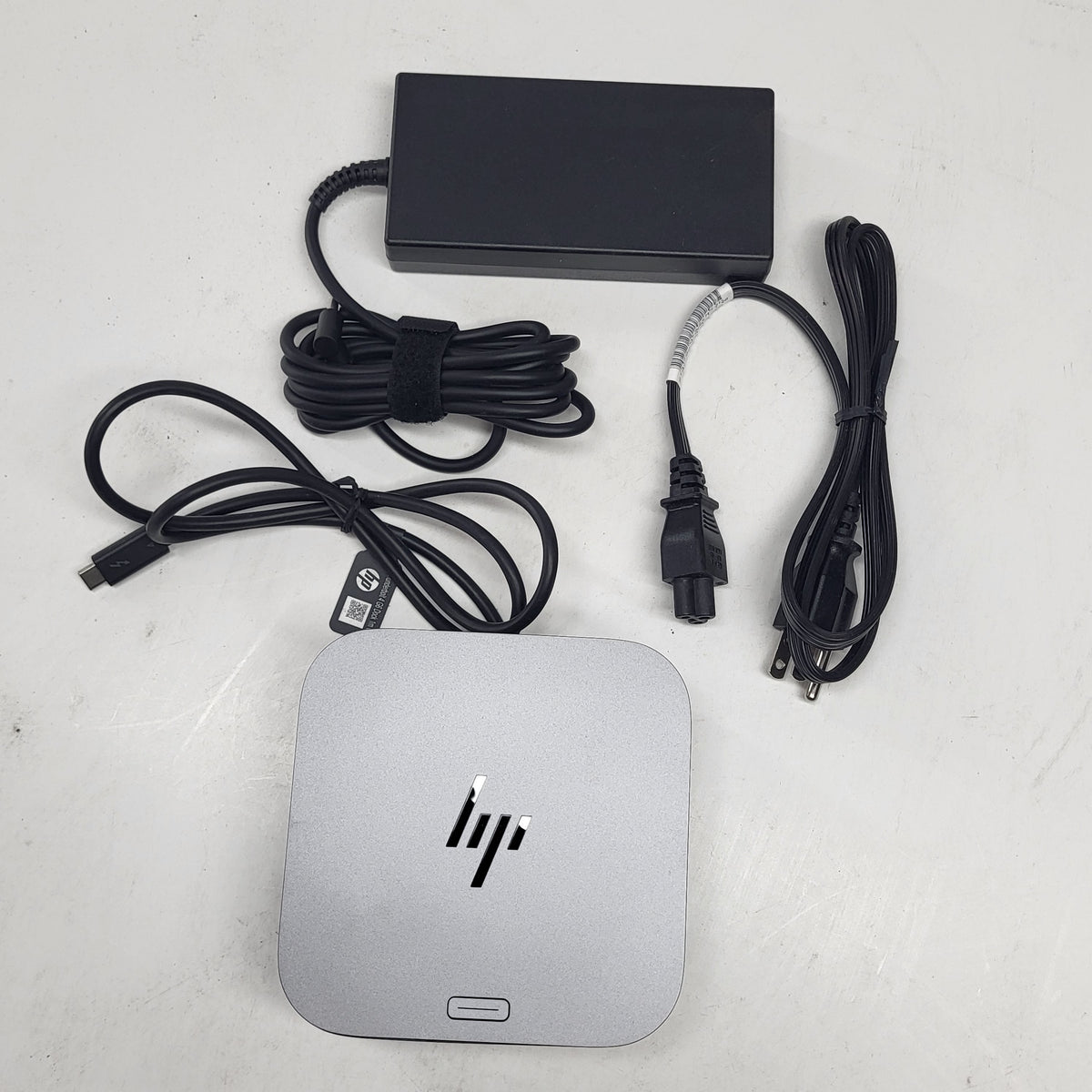 HP  Thunderbolt 4 Ultra 280w G6 Dock Powerful Connections N96634-001