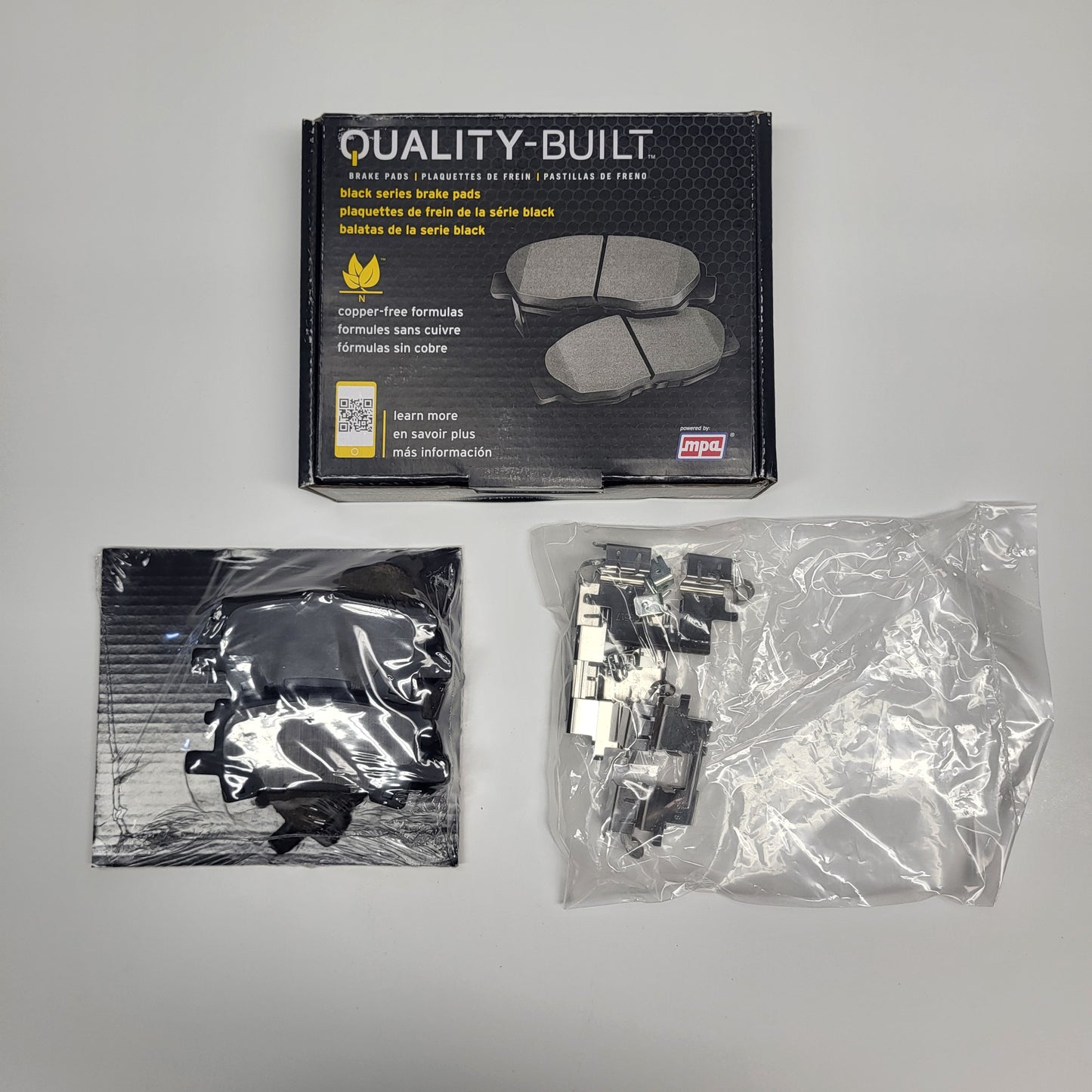 QUALITY-BUILT Ceramic Disc Brake Pad Set Black Rear 1003-0996C