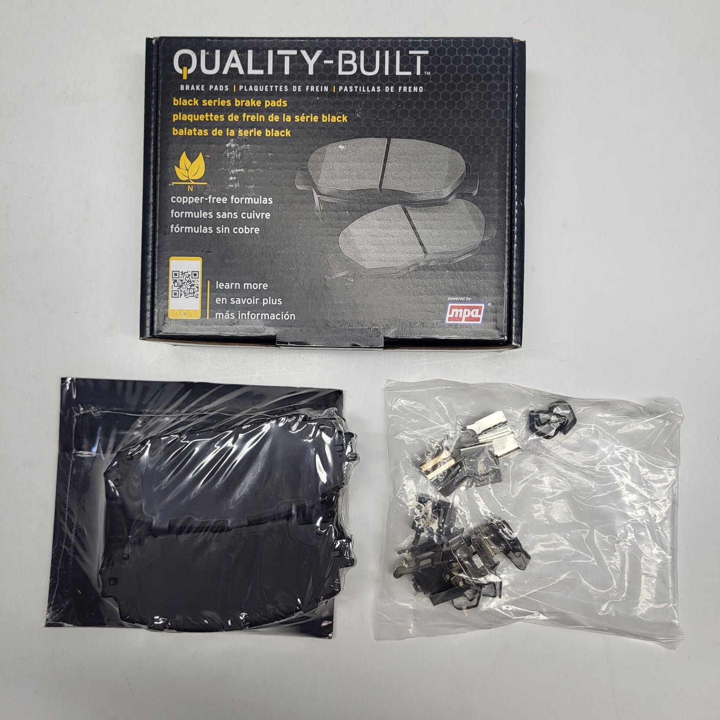 QUALITY-BUILT Ceramic Disc Brake Pad Set Black Front 1003-1184C