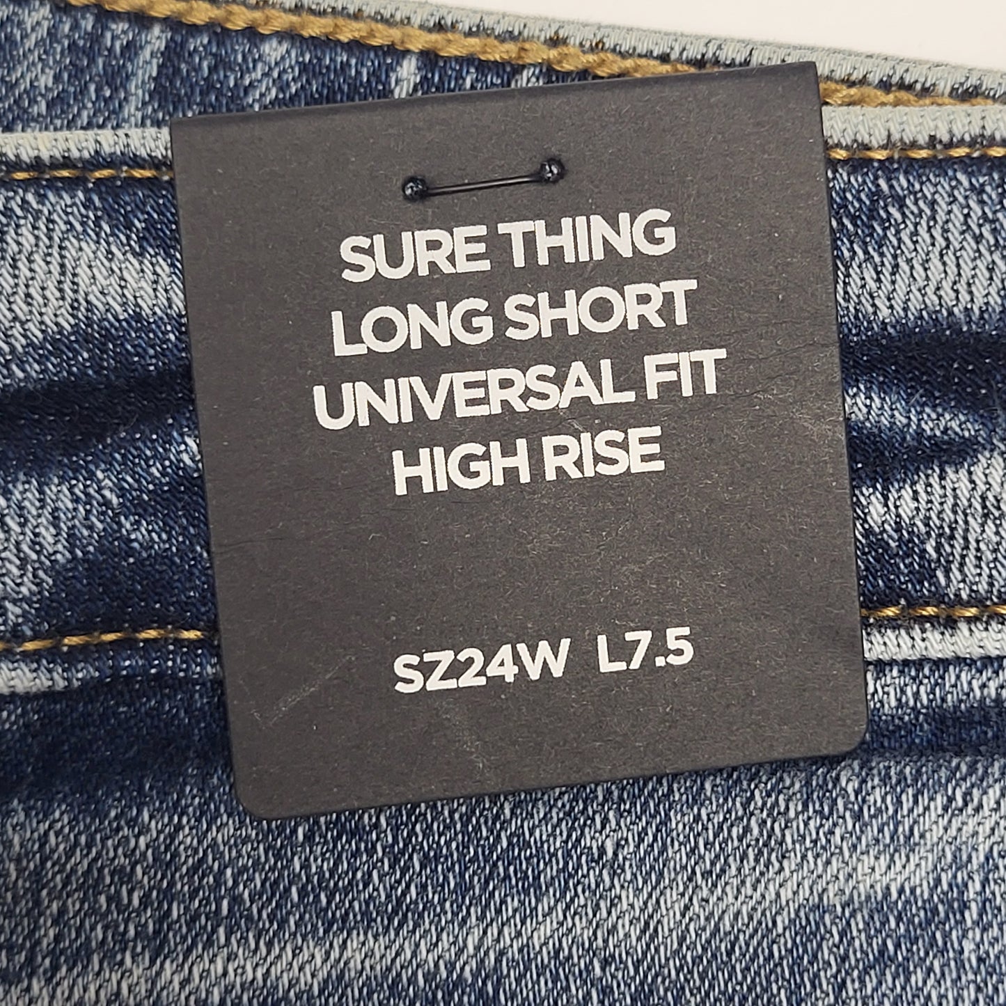 SILVER JEANS CO. Sure Thing Long Short High Rise Sz 24/7.5 Indigo W28517SCV258