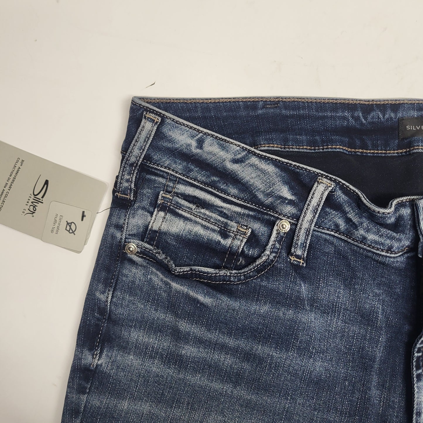 SILVER JEANS CO. Elyse Mid Rise Straight Leg 30th Anniversary Sz 33/31 Indigo