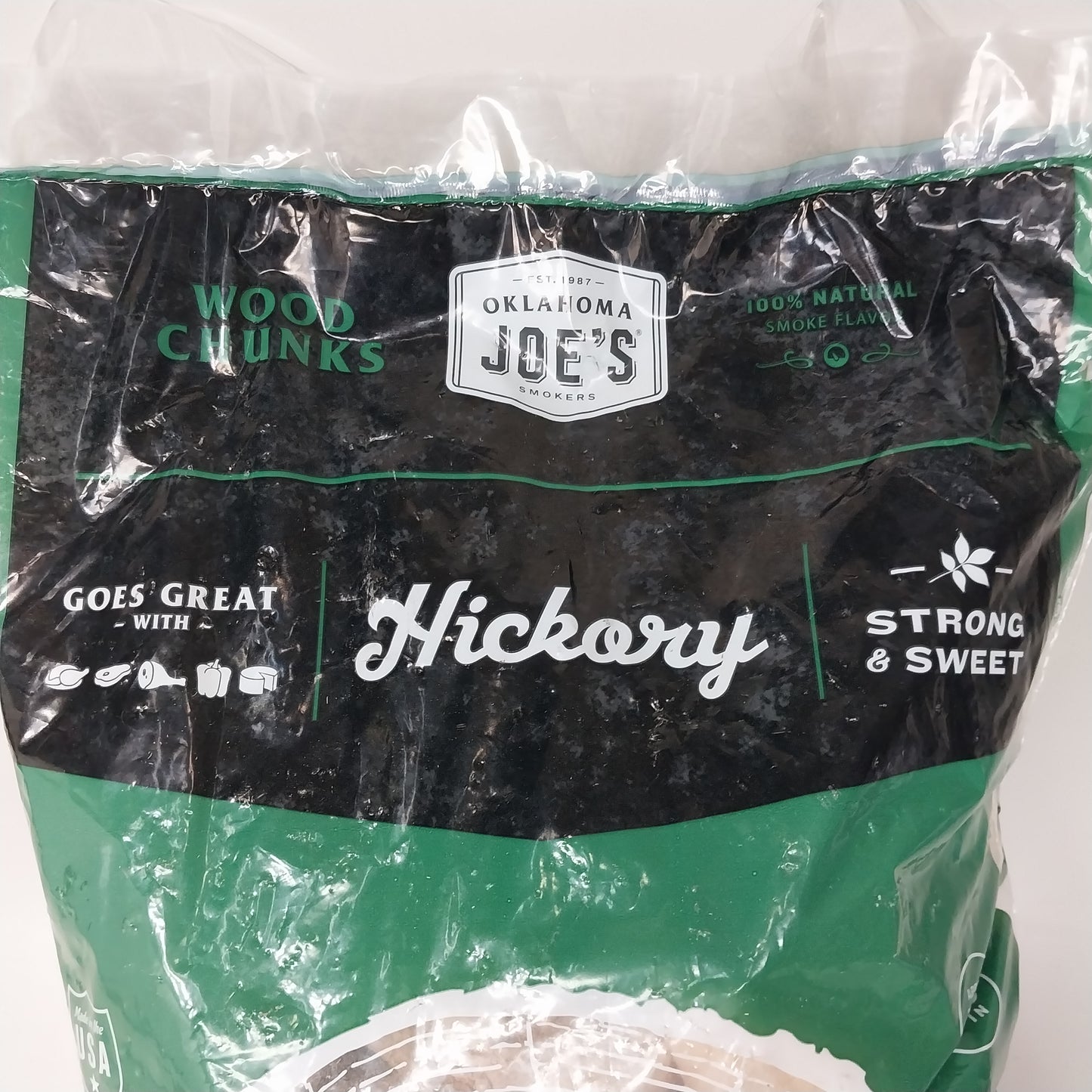 OKLAHOMA JOE'S All Natural Wood Chunks Hickory Smoking Chips 560 Cu In 8011466