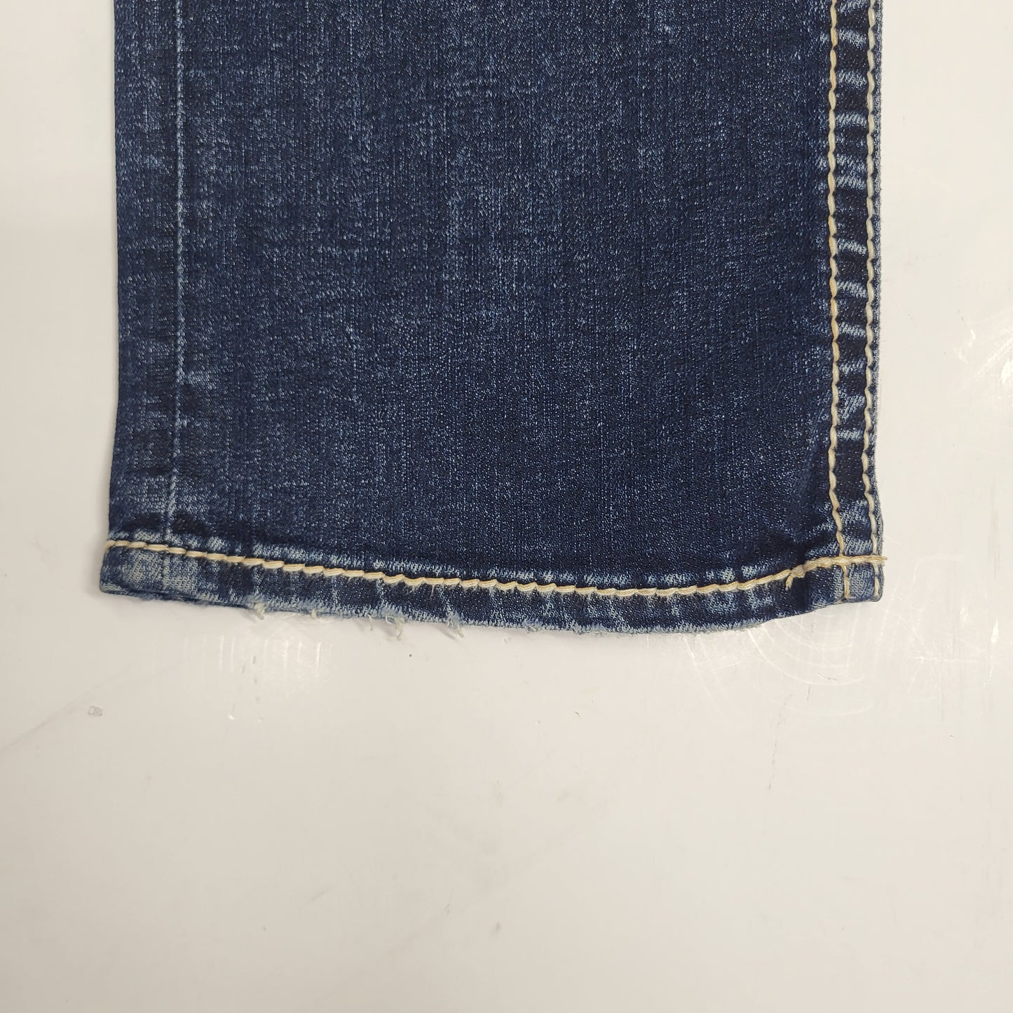 SILVER JEANS CO. Suki Curvy Fit Straight Leg 33/32 Indigo L93413SDI349
