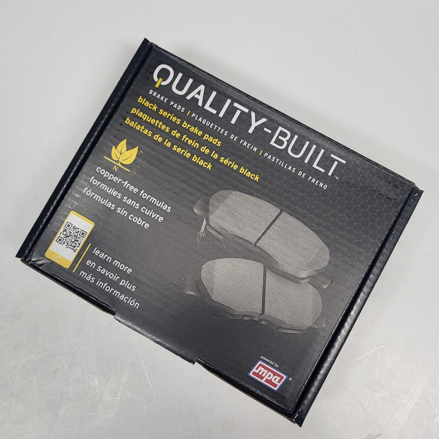 QUALITY-BUILT Ceramic Disc Brake Pad Set Black Front 1003-0884C