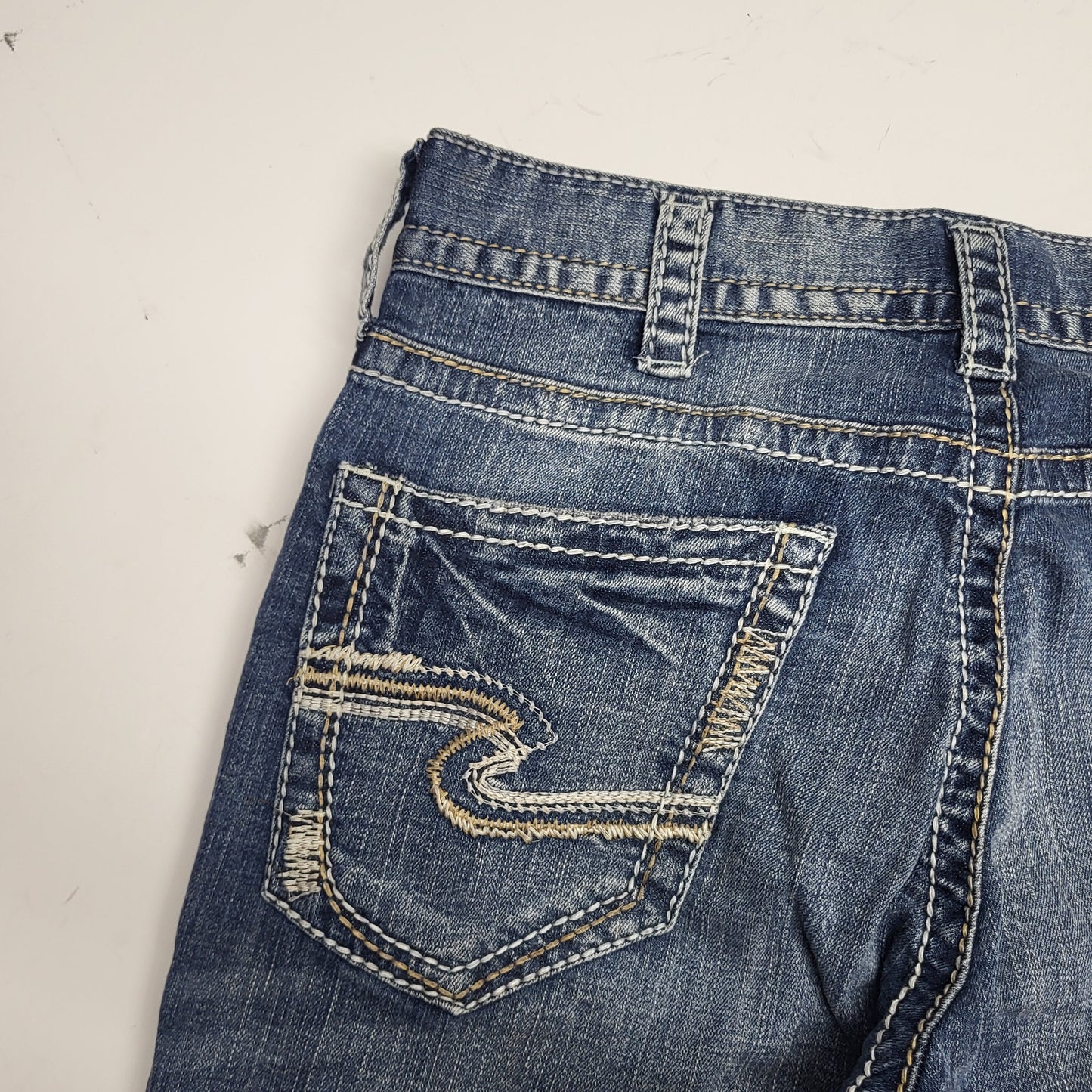 SILVER JEANS CO. Zac Relaxed Fit Straight Leg Sz 33/34 Indigo M42408LD191