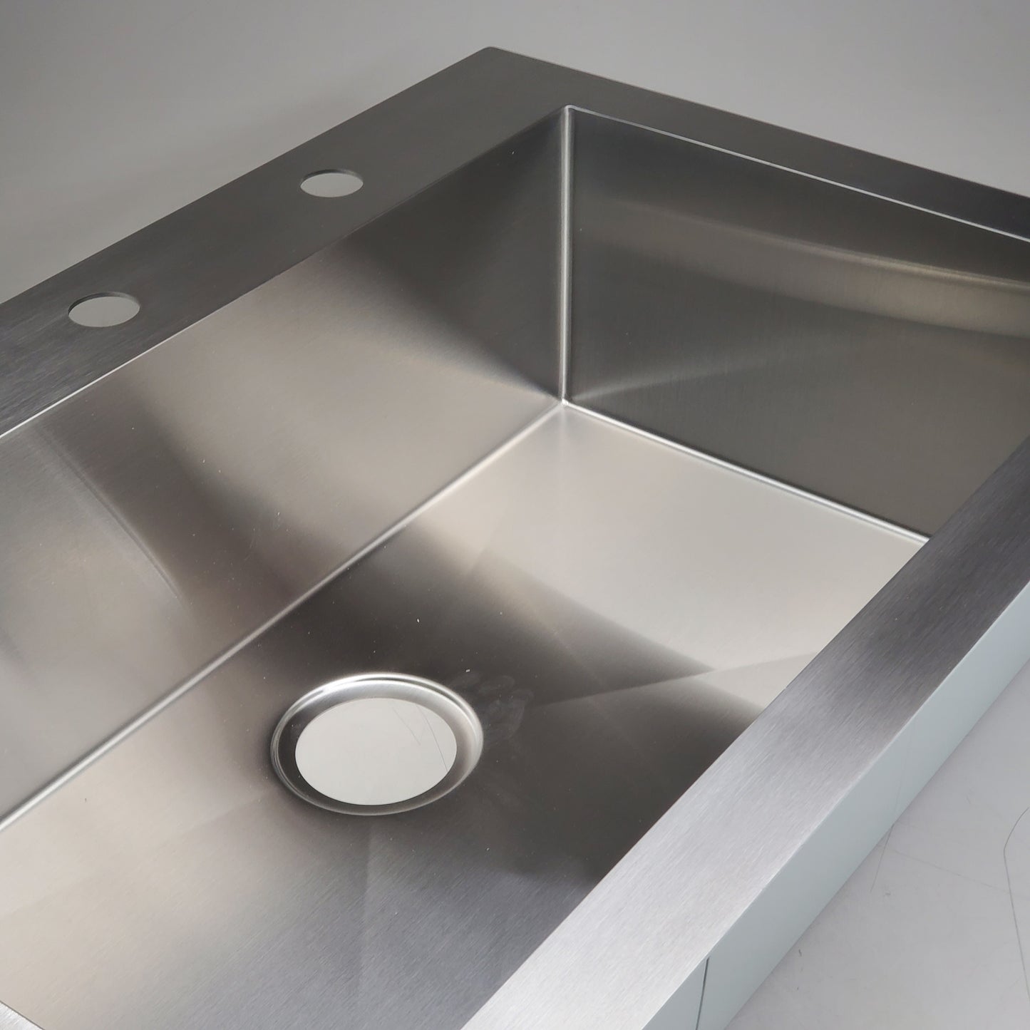 SUNELI Stainless Steal Single Bowl / Basin Top Mount Sink 33"x22"x9" Grey RD3322S-16