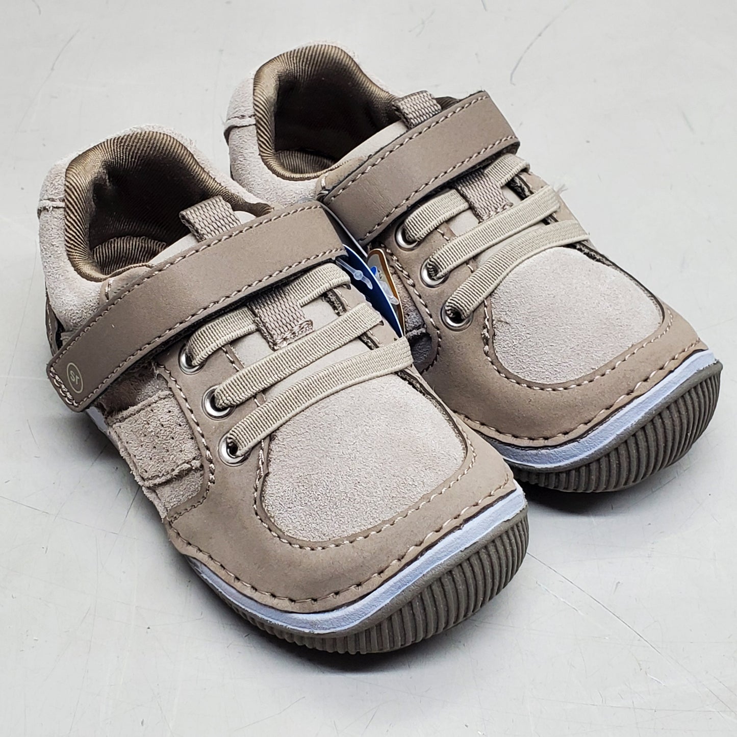 STRIDE RITE SRT Wes Sneaker Shoes Toddler SZ 5W Taupe BB006902