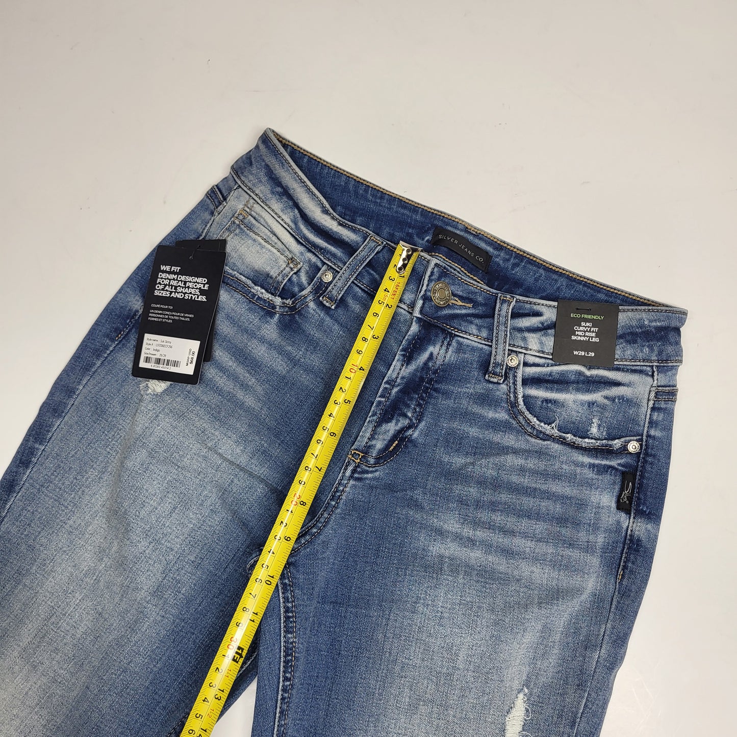 SILVER JEANS CO. Suki Curvy Fit Skinny Leg Eco Friendly Sz 29/29 Light Indigo