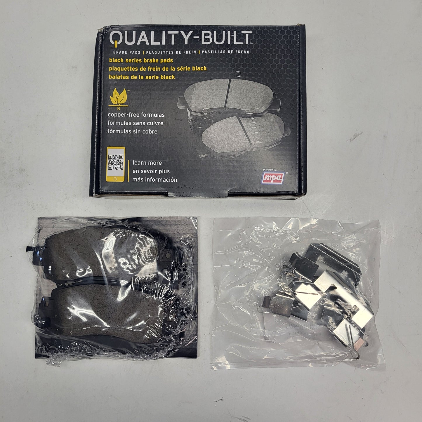 QUALITY-BUILT Ceramic Disc Brake Pad Set Black Front 1003-1852C