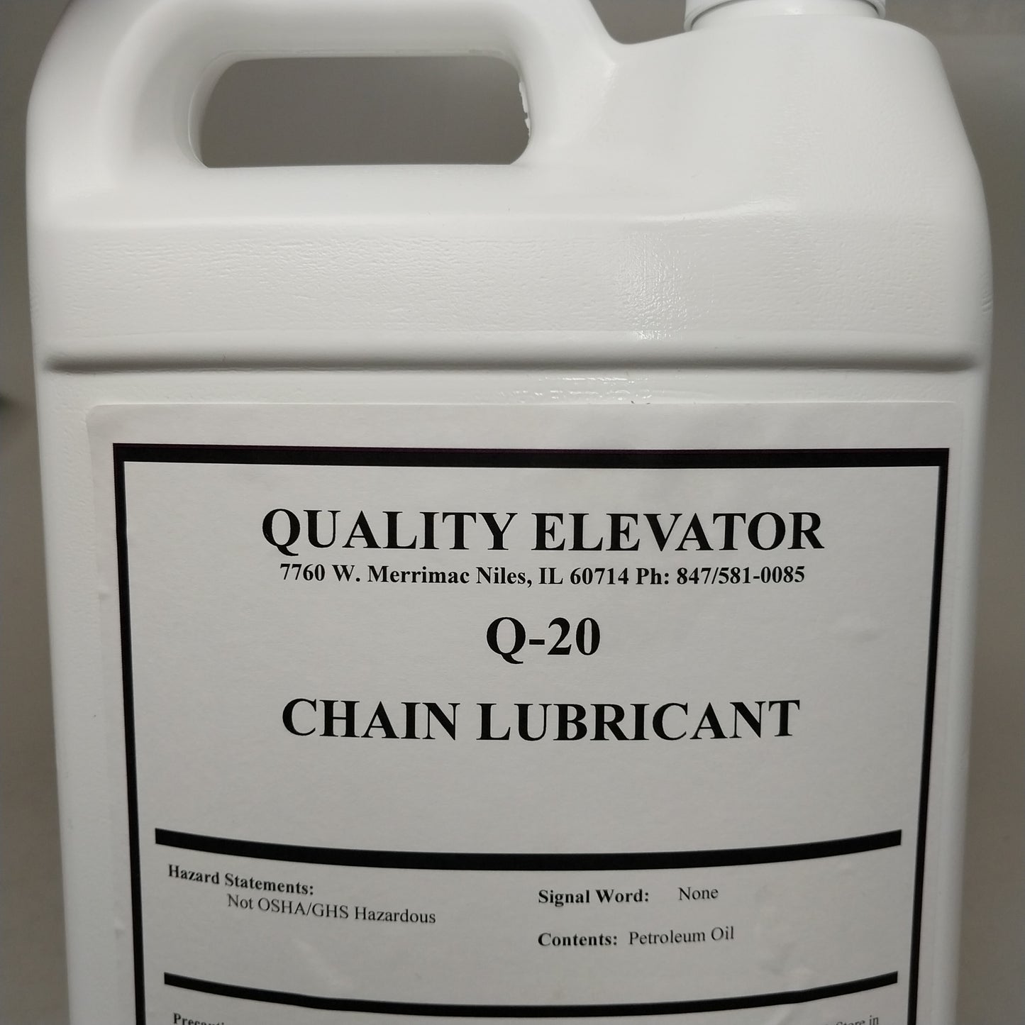 QUALITY ELEVATOR 1 Gallon Q-20 Chain Lubricant 12.5"x7.5" White