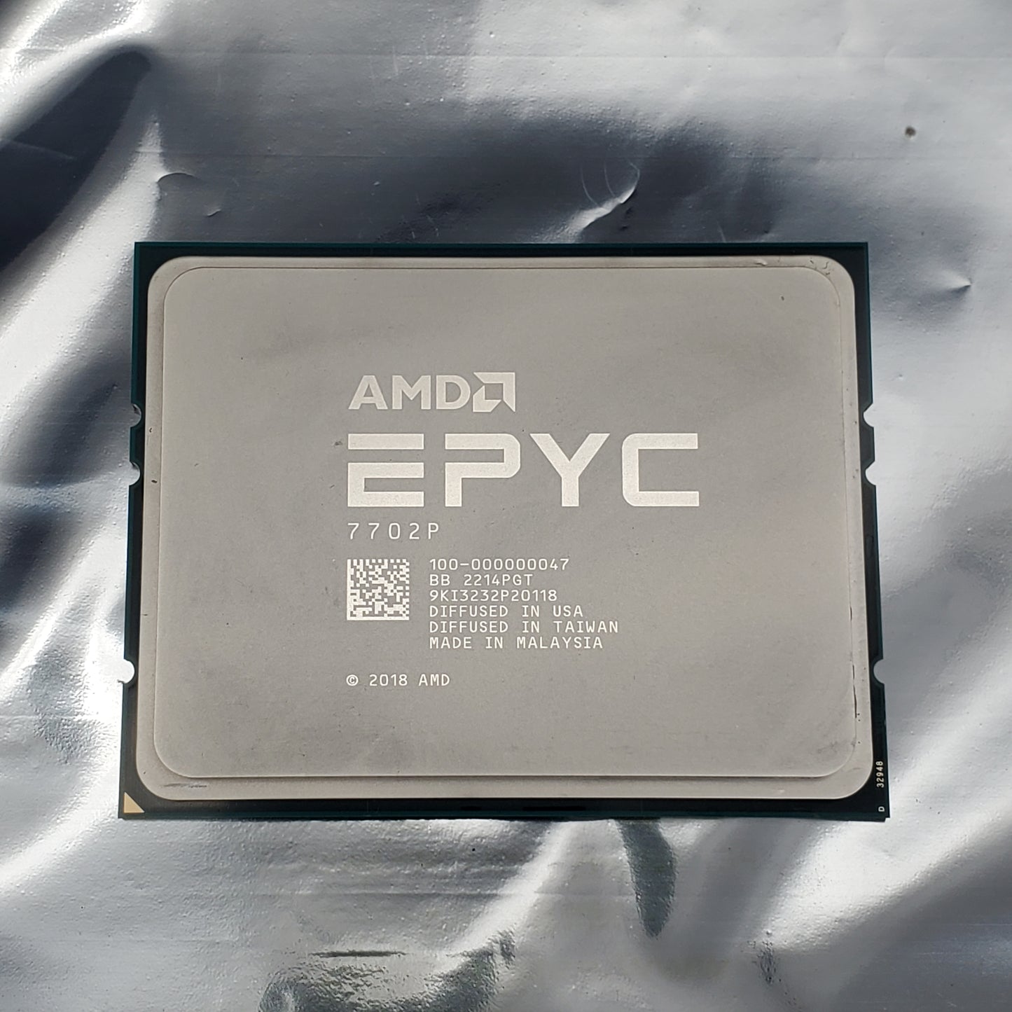 AMD EPYC 7702P 64-Core 2GHz 256MB 200W CPU Processor 64GB 100-000000047 (New Other)