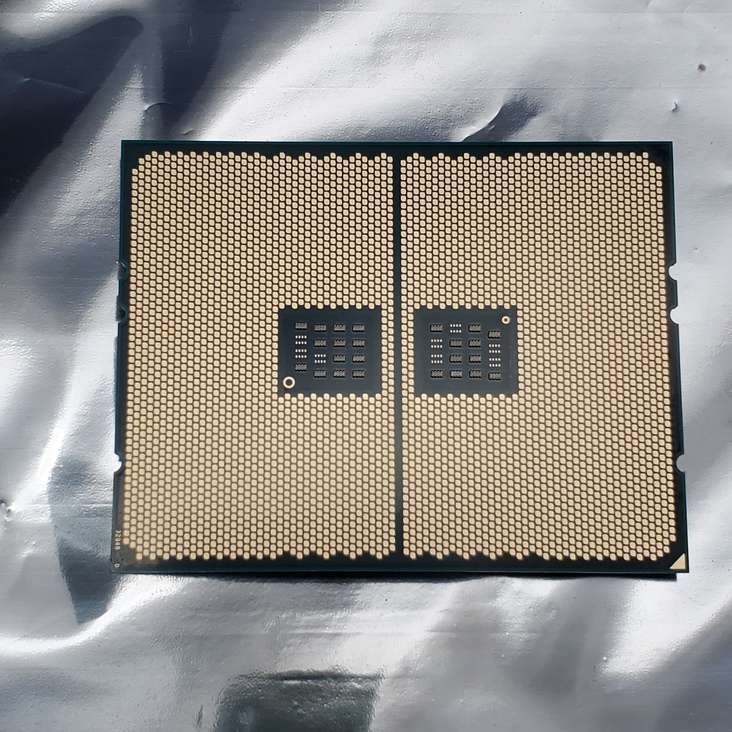 AMD EPYC 7702P 64-Core 2GHz 256MB 200W CPU Processor 64GB 100-000000047 (New Other)