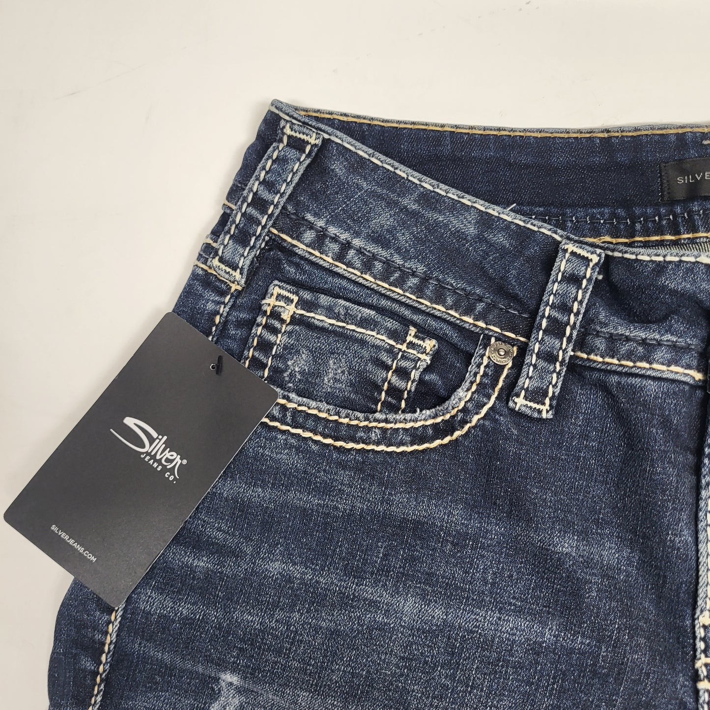 SILVER JEANS CO. Suki Curvy Fit Straight Leg 33/32 Indigo L93413SDI349