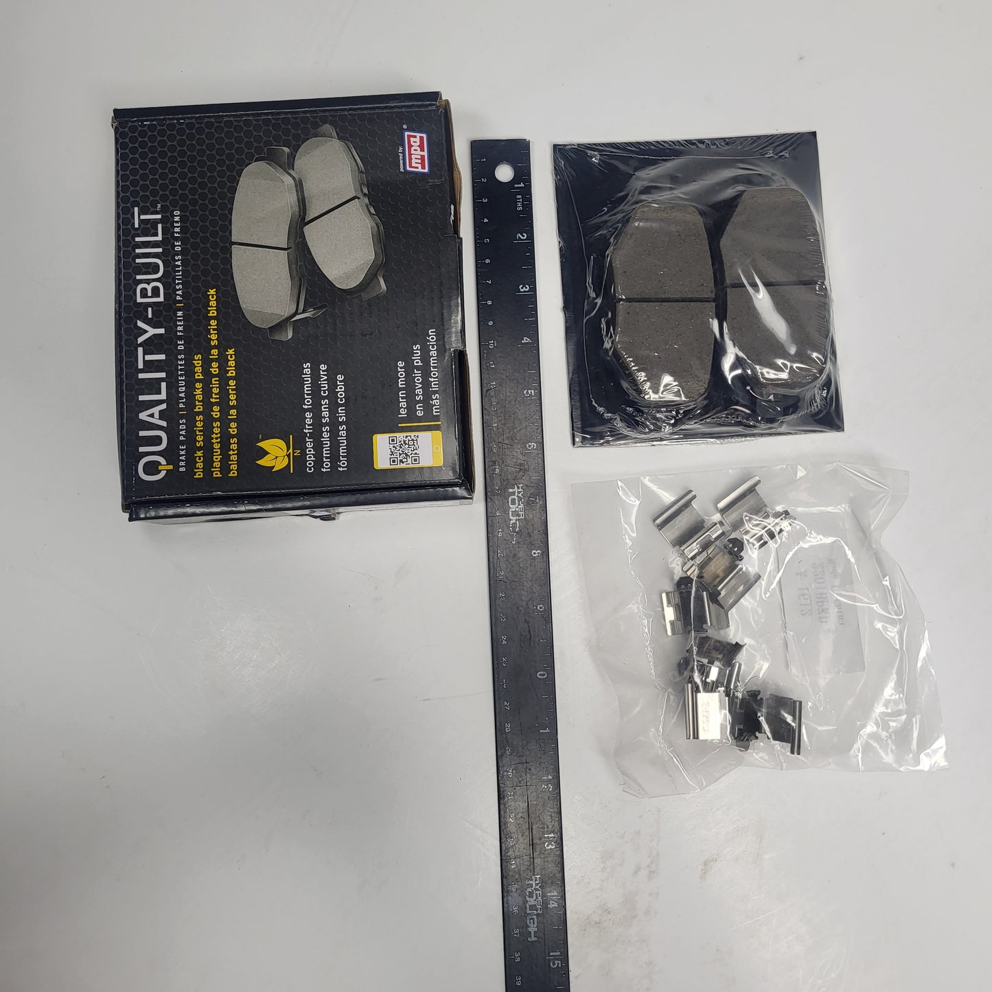 QUALITY-BUILT Ceramic Disc Brake Pad Set Black Rear 1003-1612C