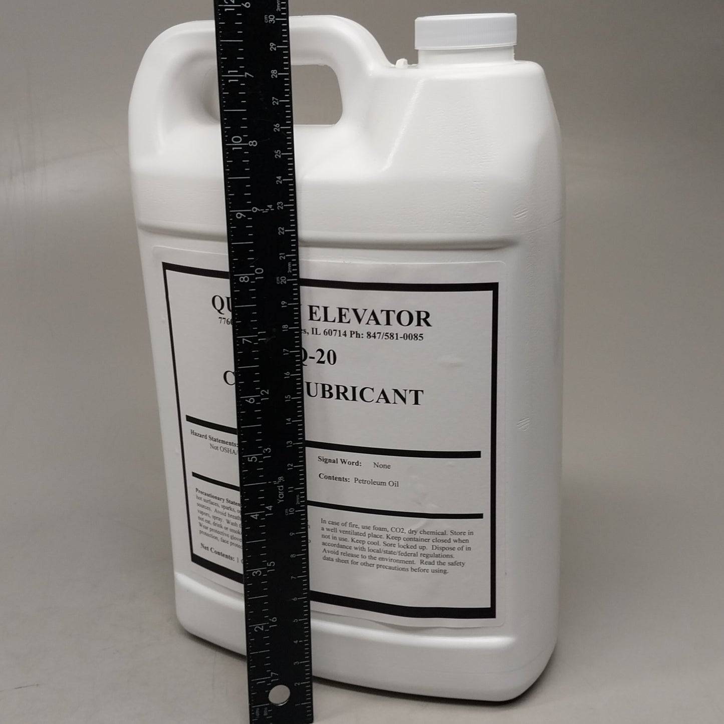 QUALITY ELEVATOR 1 Gallon Q-20 Chain Lubricant 12.5"x7.5" White