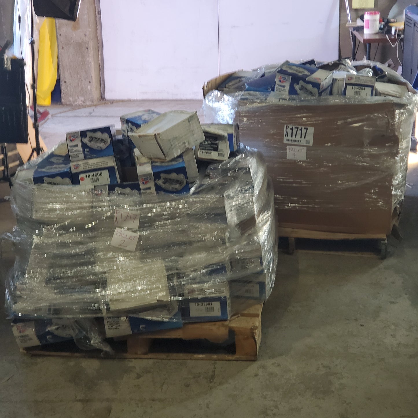 ZA@ Pallet of CAR QUEST (Two Pallets) Brake Calipers See Pictures of Manifest for Which  (New Other)