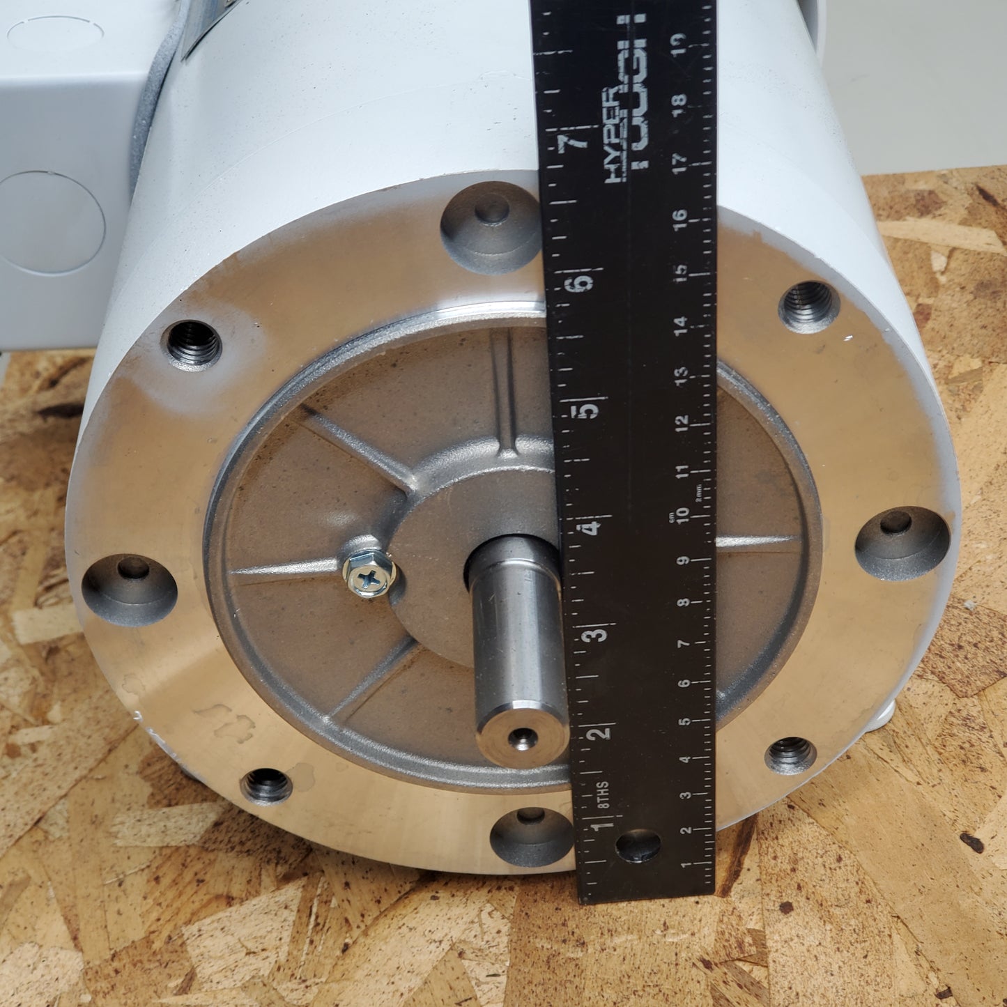 LEESON 3 Phase Continuous Motor 60/50 Hz 5/8" Shaft 2HP White C6T34FK141A