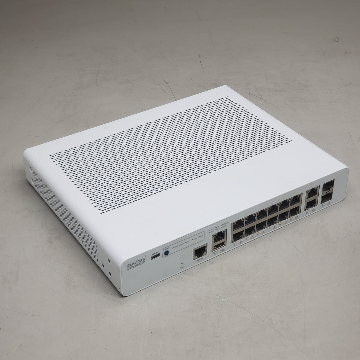 ZA@ RUCKUS Network Switch 12 Port Poe+ Comp 2x10g Sfp+ L3 Premium ICX7 ...