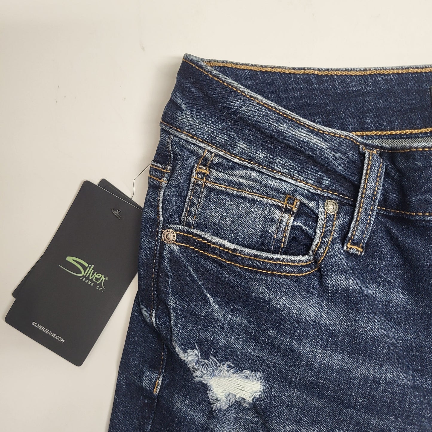 SILVER JEANS CO. Suki Curvy Fit Skinny Leg Eco Friendly Sz 28/27 Indigo