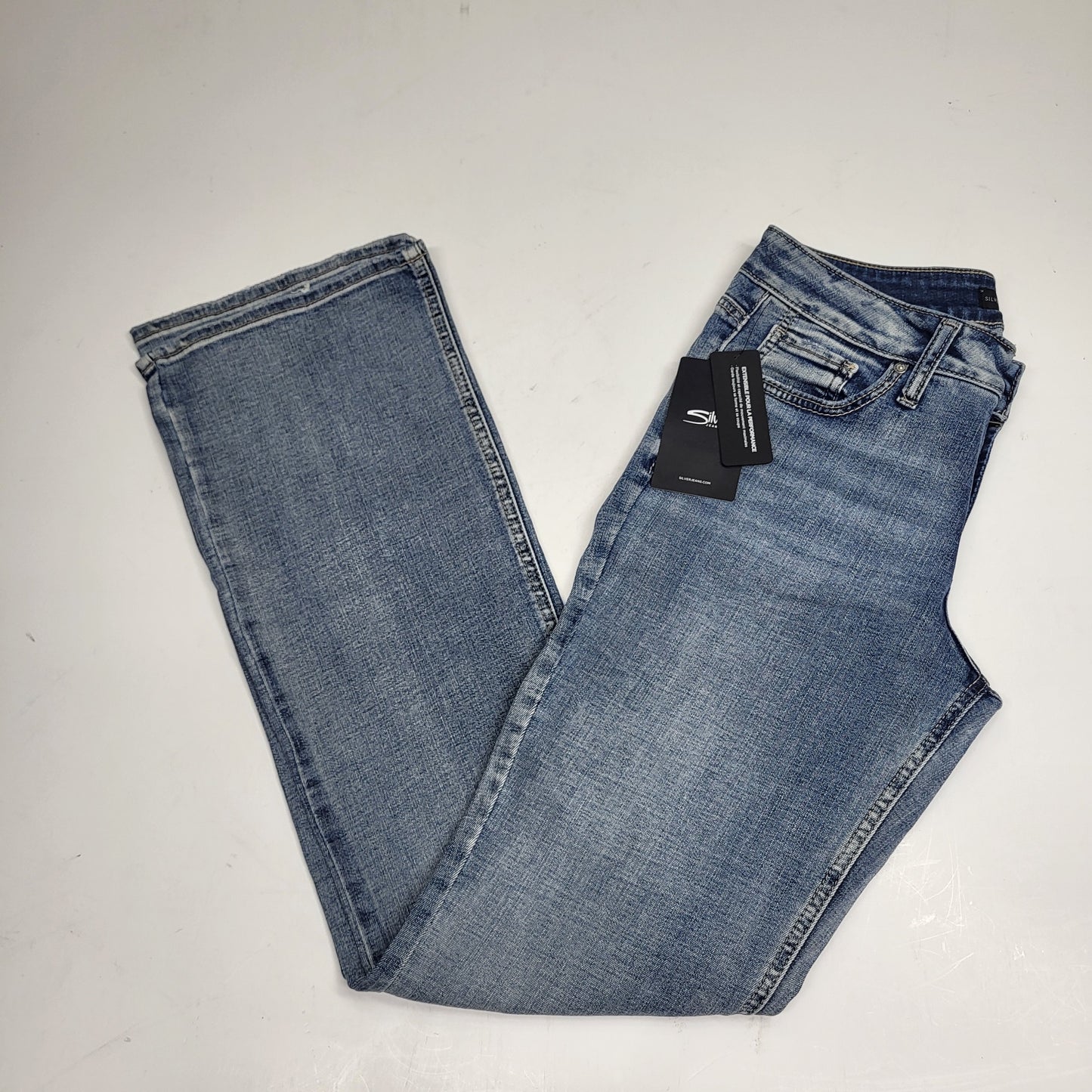 SILVER JEANS CO. Suki Curvy Fit Mid Rise Bootcut 34/33 Light Indigo L93719EDK261