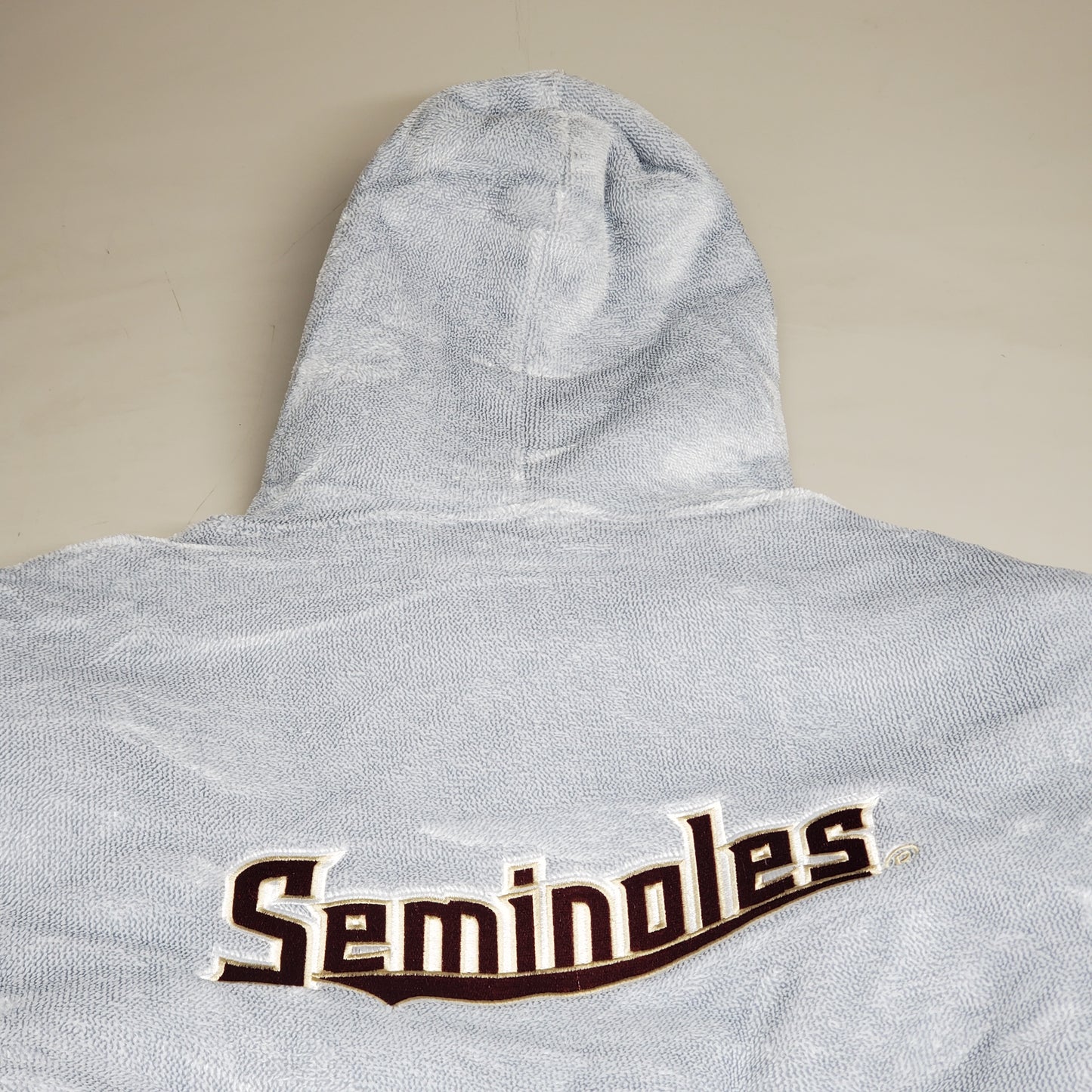 THE HOODLER Cationic Fleece Hooded Sherpa Throw FSU Seminoles One Size Fits Most Grey Florida State