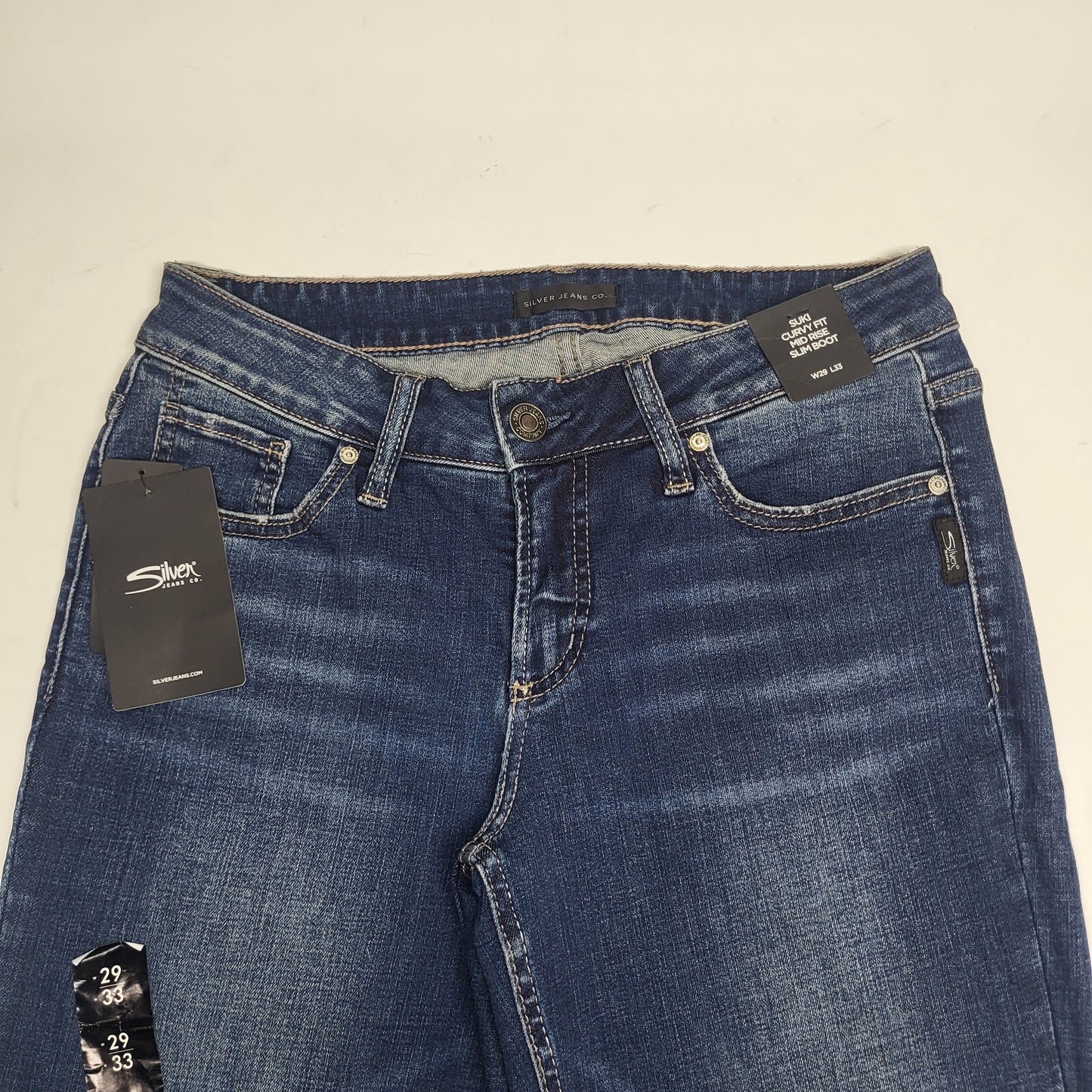 SILVER JEANS CO. Suki Curvy Fit Mid Rise Slim Boot Sz 29/33 Indigo L93616SDK424
