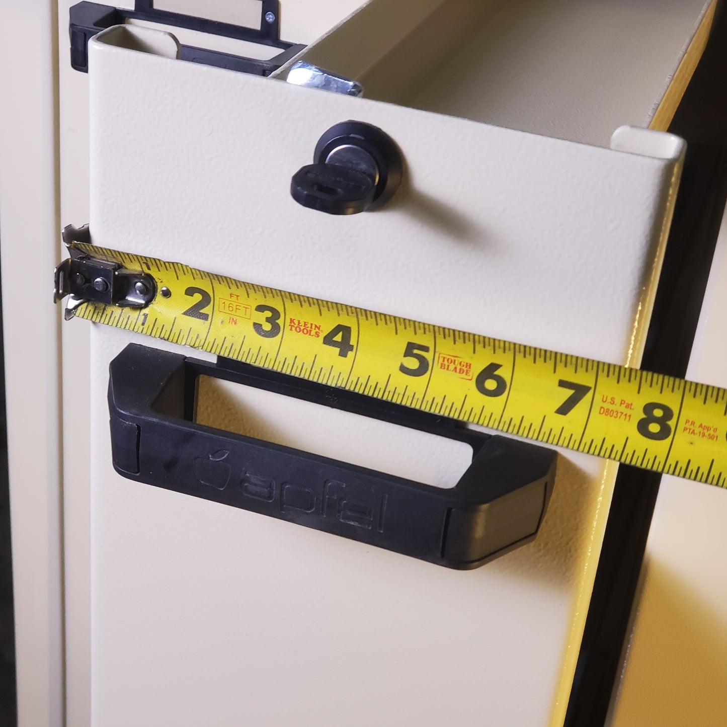 APFEL Vertical Storage Locking Cabinet 5 Drawer W/ Extra Shelves 41"Wx41"Dx49"H Tan