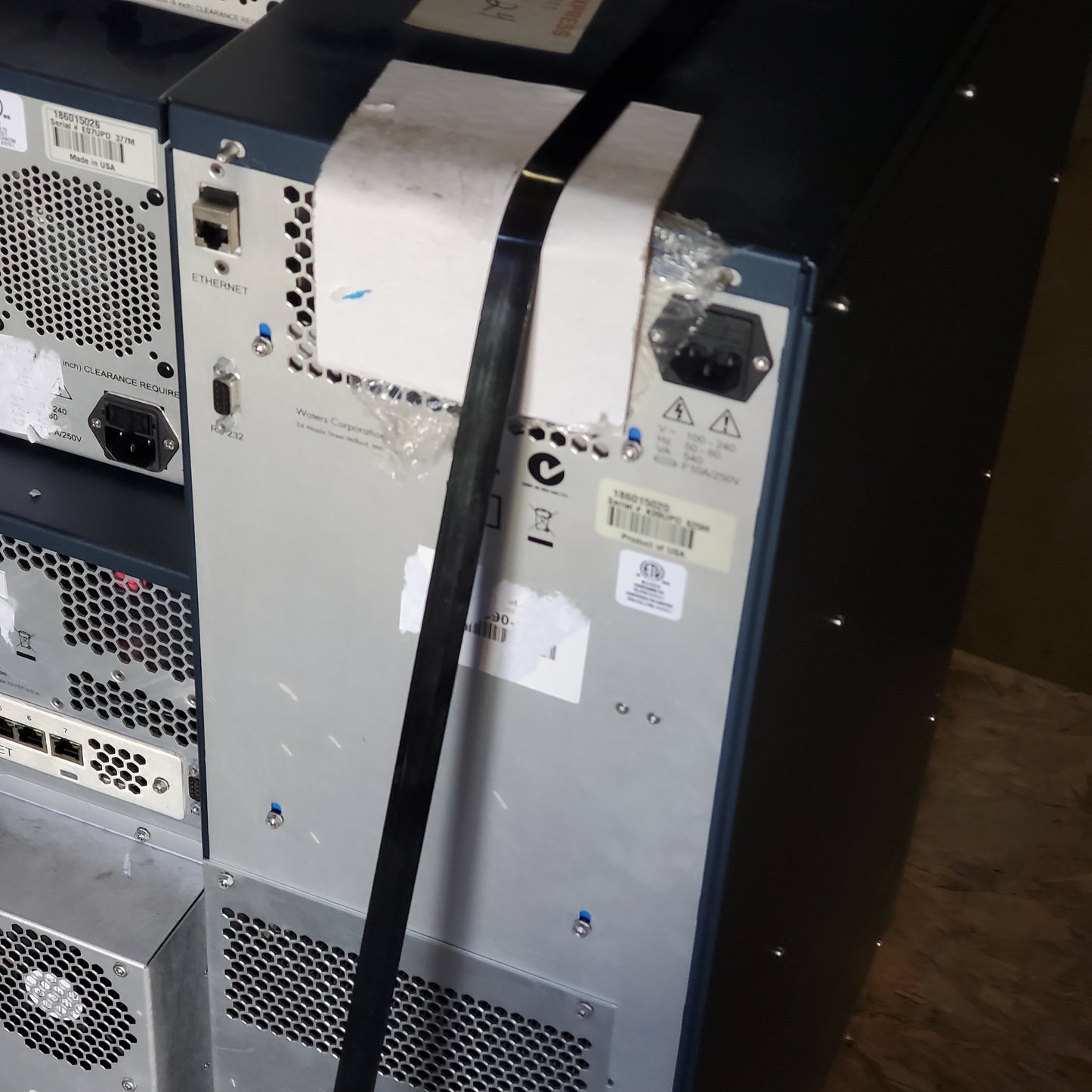 ACQIOTY Ultra Performance LC System W/ Sample Organizer, FLR & PDA Detectors, Column & Sample & Binary Solvent Managers (For Parts Or Not Working)