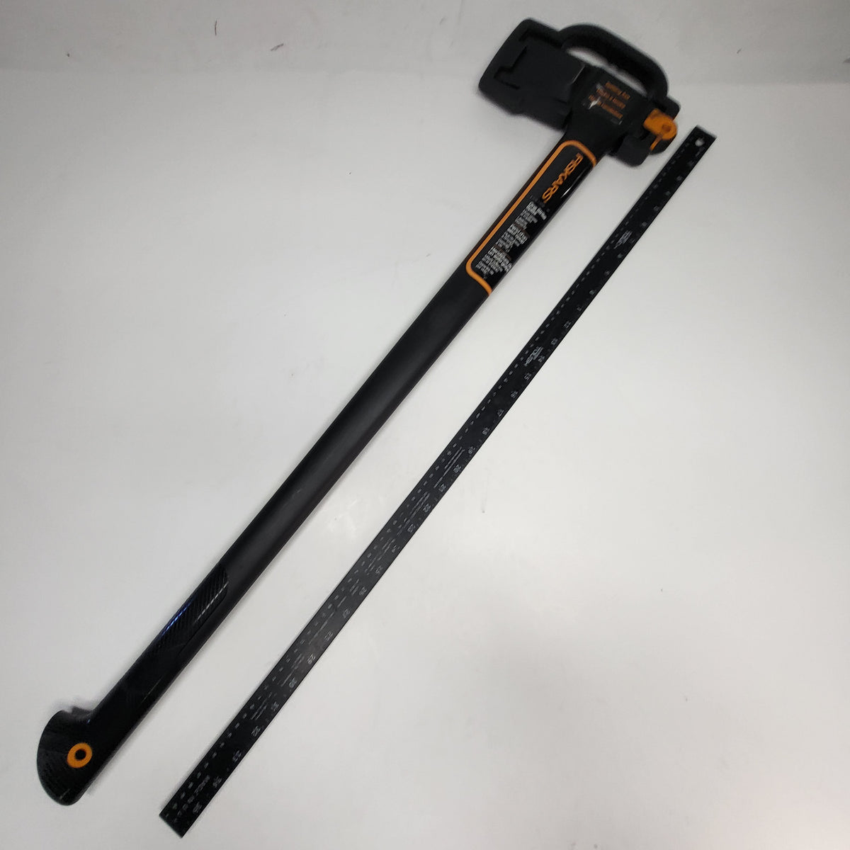 FISKARS One Strike Splitting Axe 36" Black 03-019435R3 (As Is)