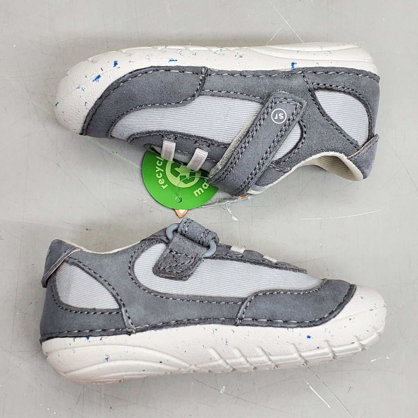 STRIDE RITE SM Sprout Sneaker Shoes Toddler SZ 4W Light Grey BB033004