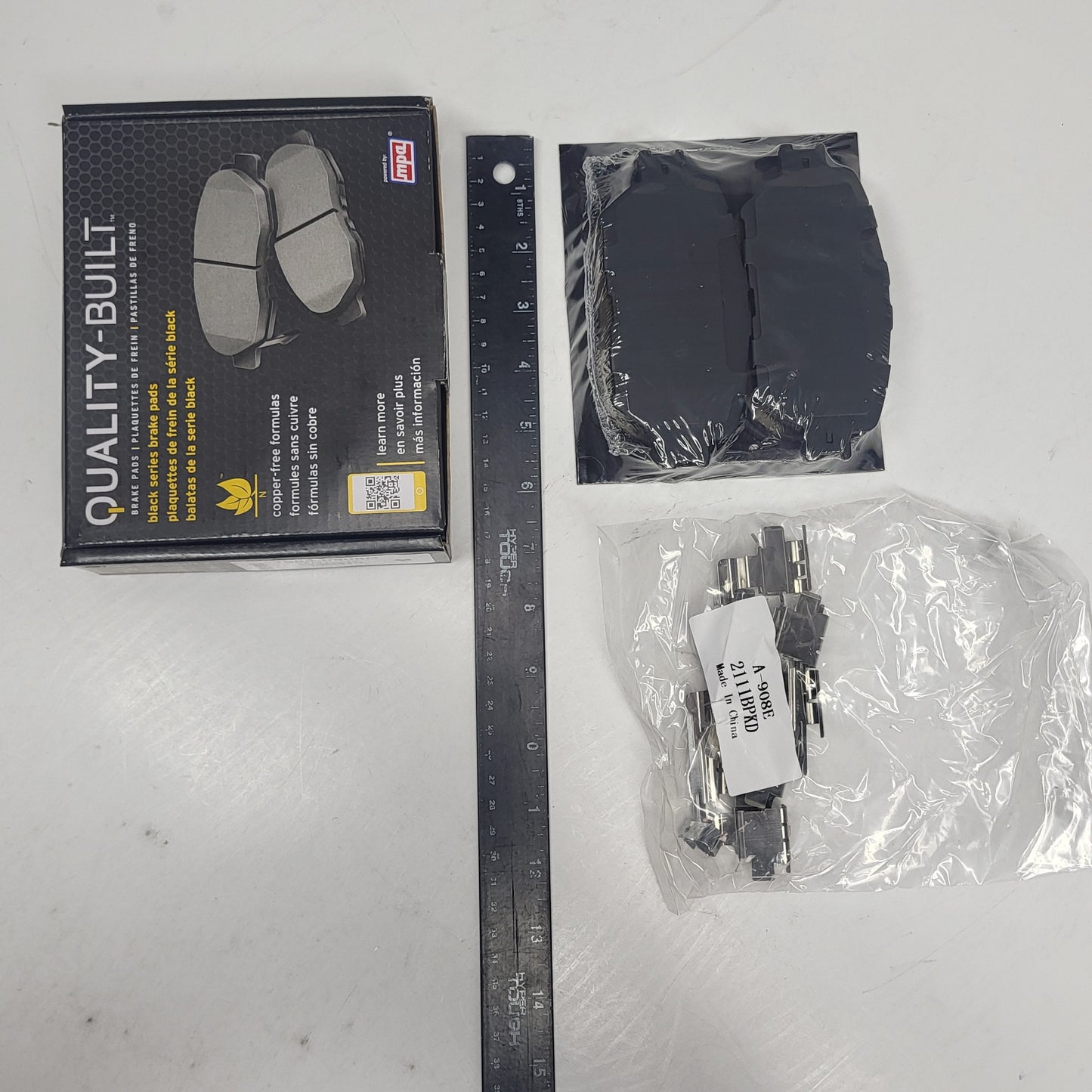 QUALITY-BUILT Ceramic Disc Brake Pad Set Black Front 1003-0908C