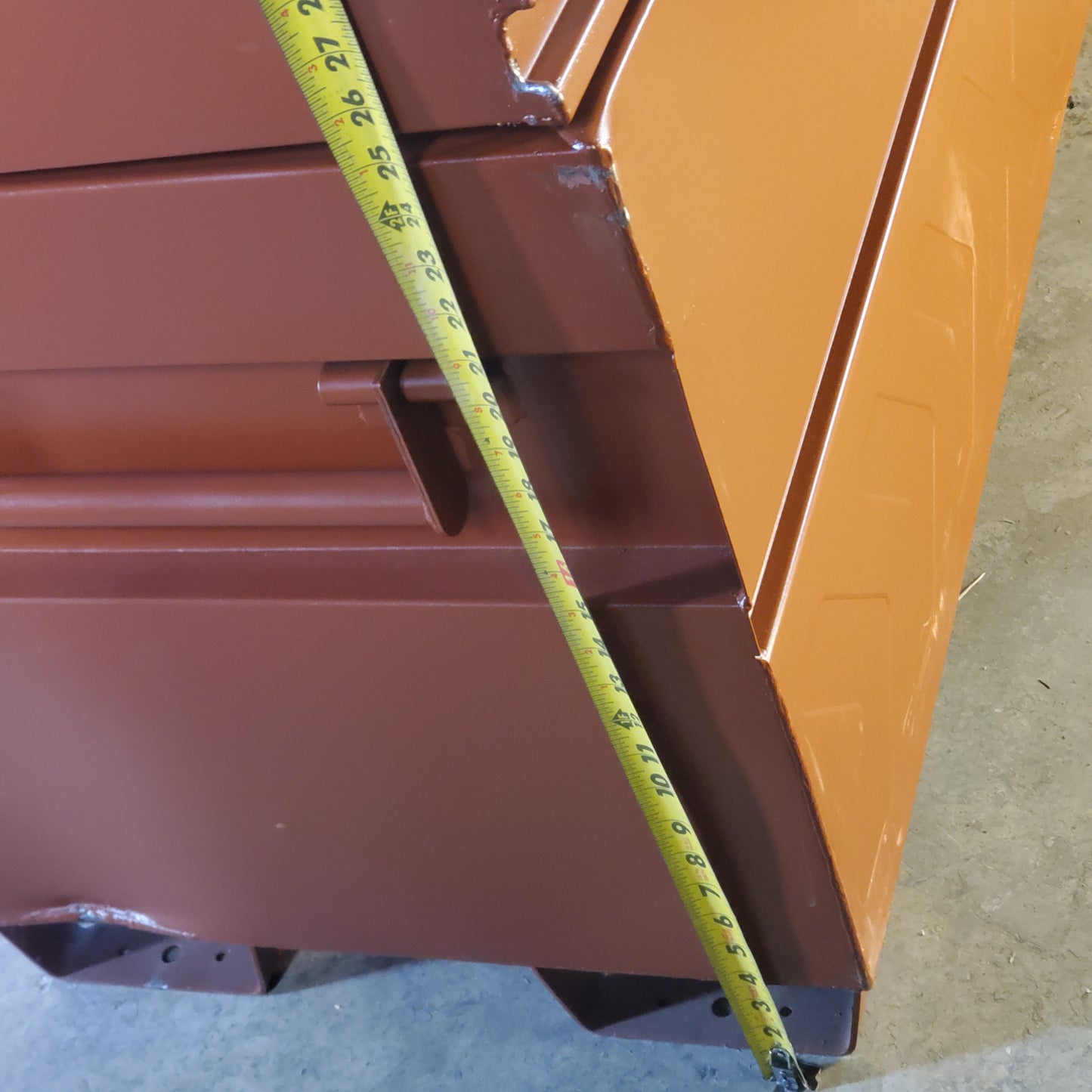 JOBOX Crescent Site-Vault Series Tool Work Chest 48"x24"x27" Brown 2-654990 (New Other)