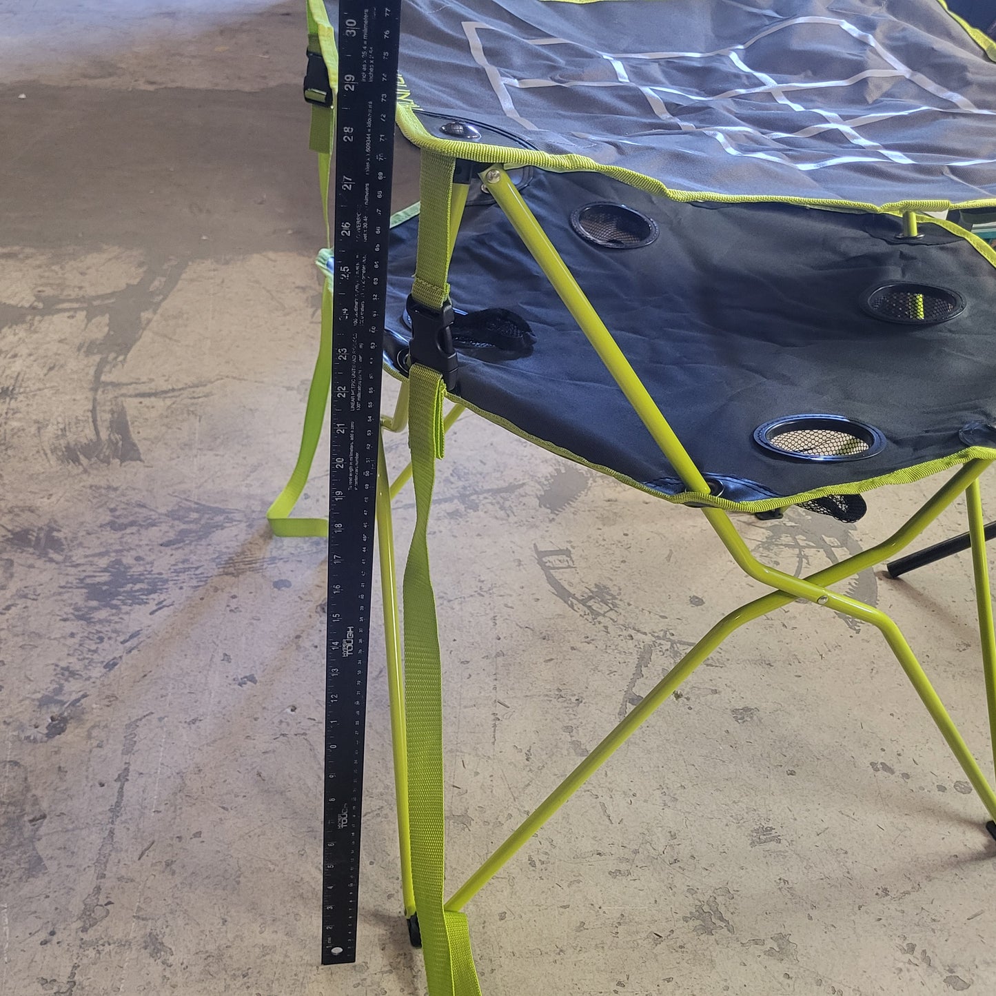 ALPS MOUNTAINEERING Eclipse Foldable Game Pieces Tic Tac Toe Table  27"X27"X26"