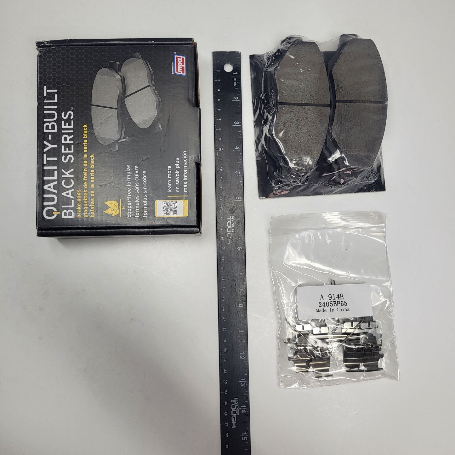 QUALITY-BUILT Ceramic Disc Brake Pad Set Black Front 1003-0914BC