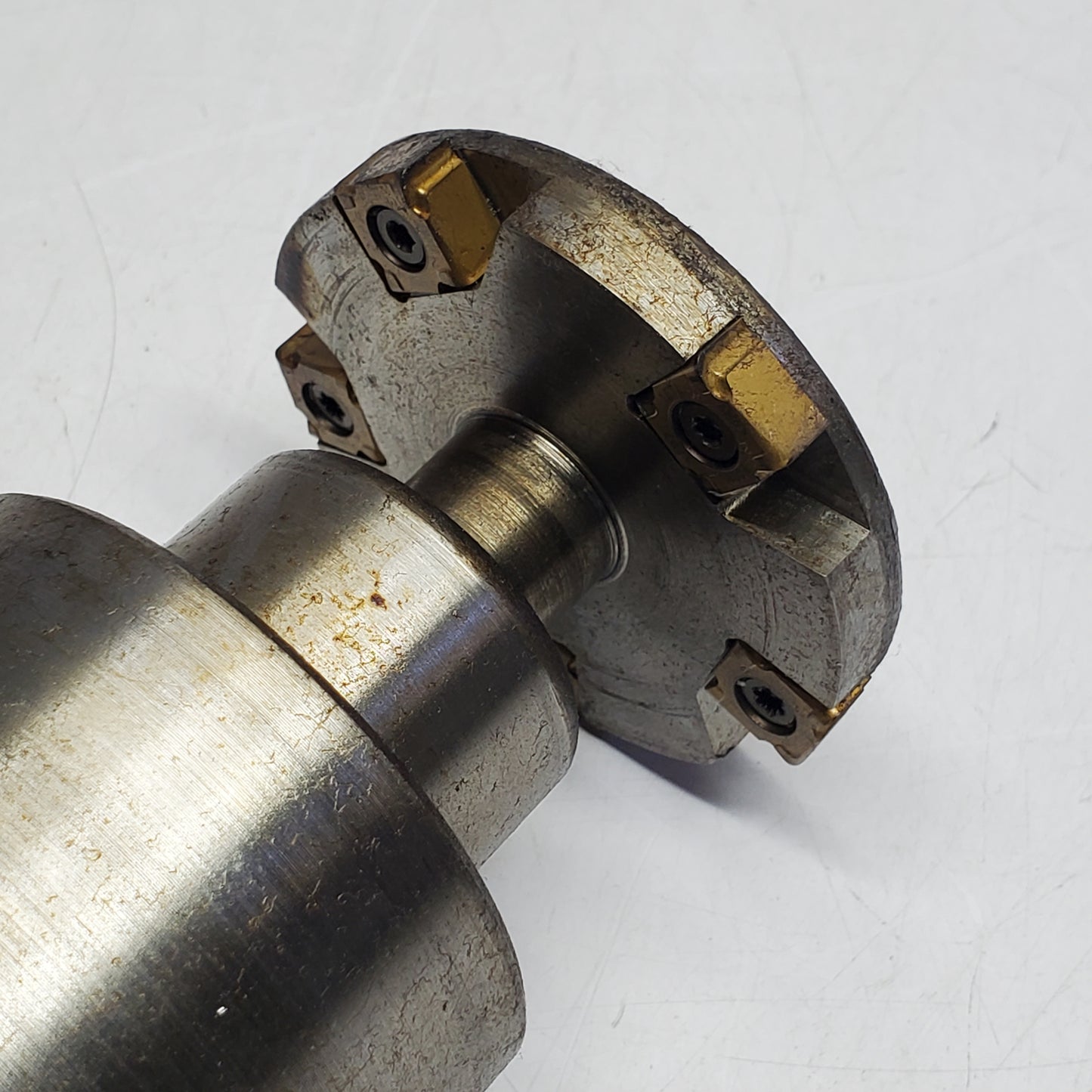 KENNAMETAL Tool Holder W/ 5 Insert Slot Milling Cutter 3" CV50SM100600 (Used)