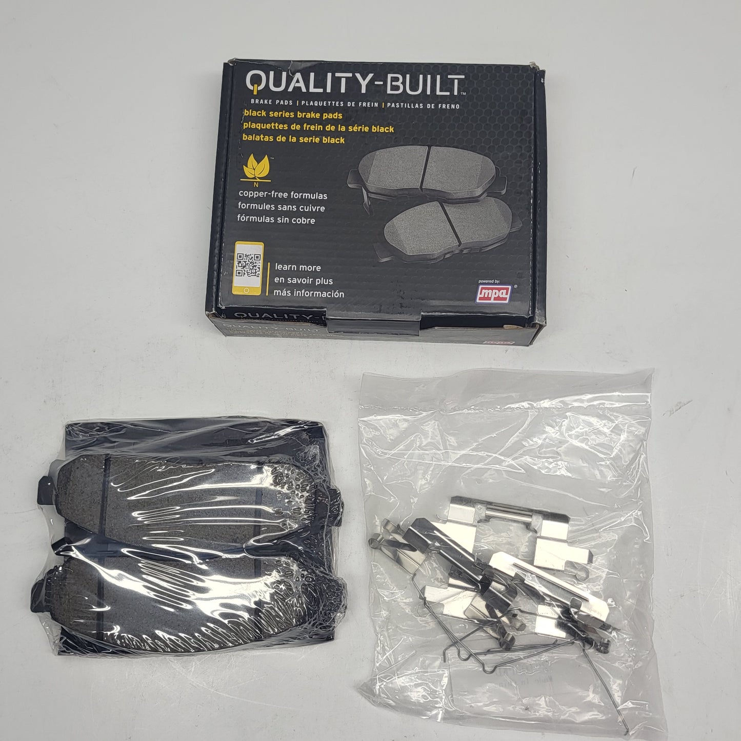 QUALITY-BUILT Ceramic Disc Brake Pad Set Black Front 1003-1094C