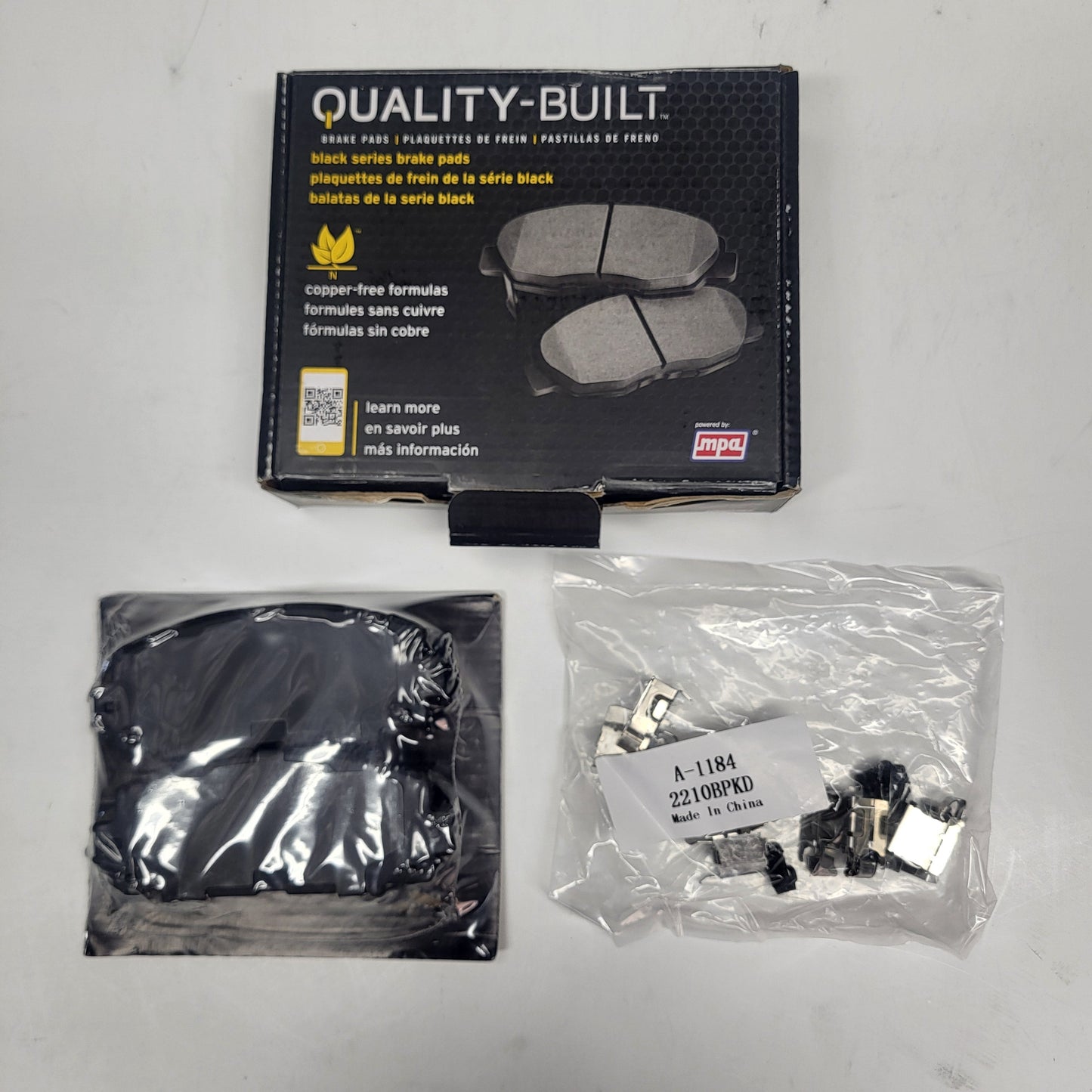 QUALITY-BUILT Ceramic Disc Brake Pad Set Black Front 1003-1184AC