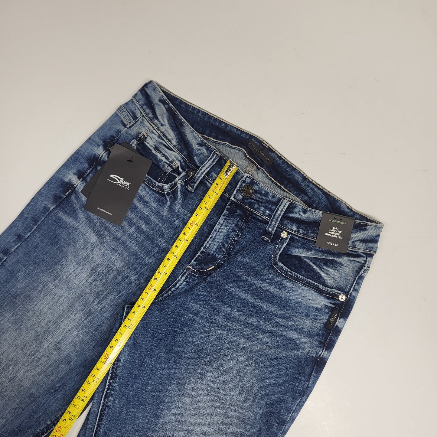 SILVER JEANS CO. Suki Straight Leg Eco Friendly Sz 32/33 Indigo L93413ECF204