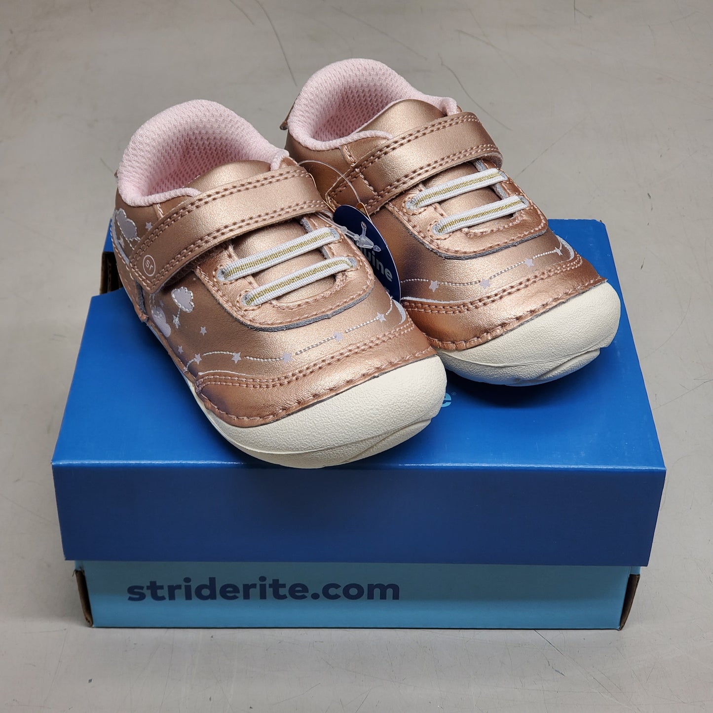 STRIDE RITE SRT Adalyn Sneaker Shoes Toddler SZ 3.5W Rose Gold BB000702