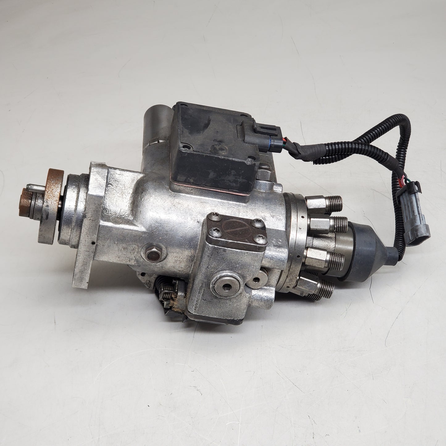 STANADYNE Diesel Fuel Injection Pump for GMC 1994-2002 6.5L 739-101 DS-5521 (For Parts)