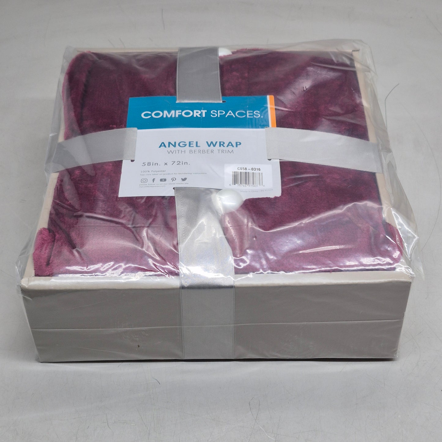 COMFORT SPACES Angel Wrap With Berber Trim 58" x 72" Red CS58-0316