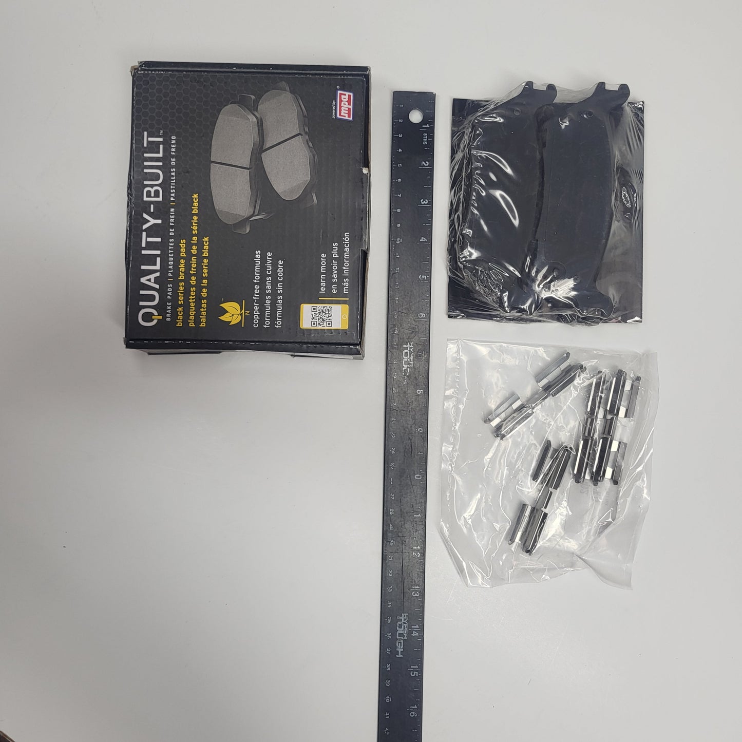 QUALITY-BUILT Ceramic Disc Brake Pad Set Black Rear 1003-1790C